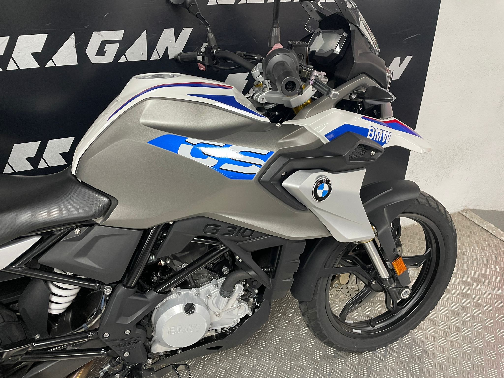 G 310 GS