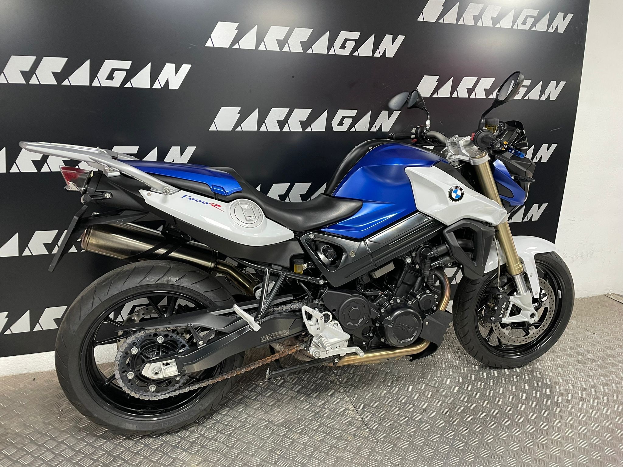 F 800R