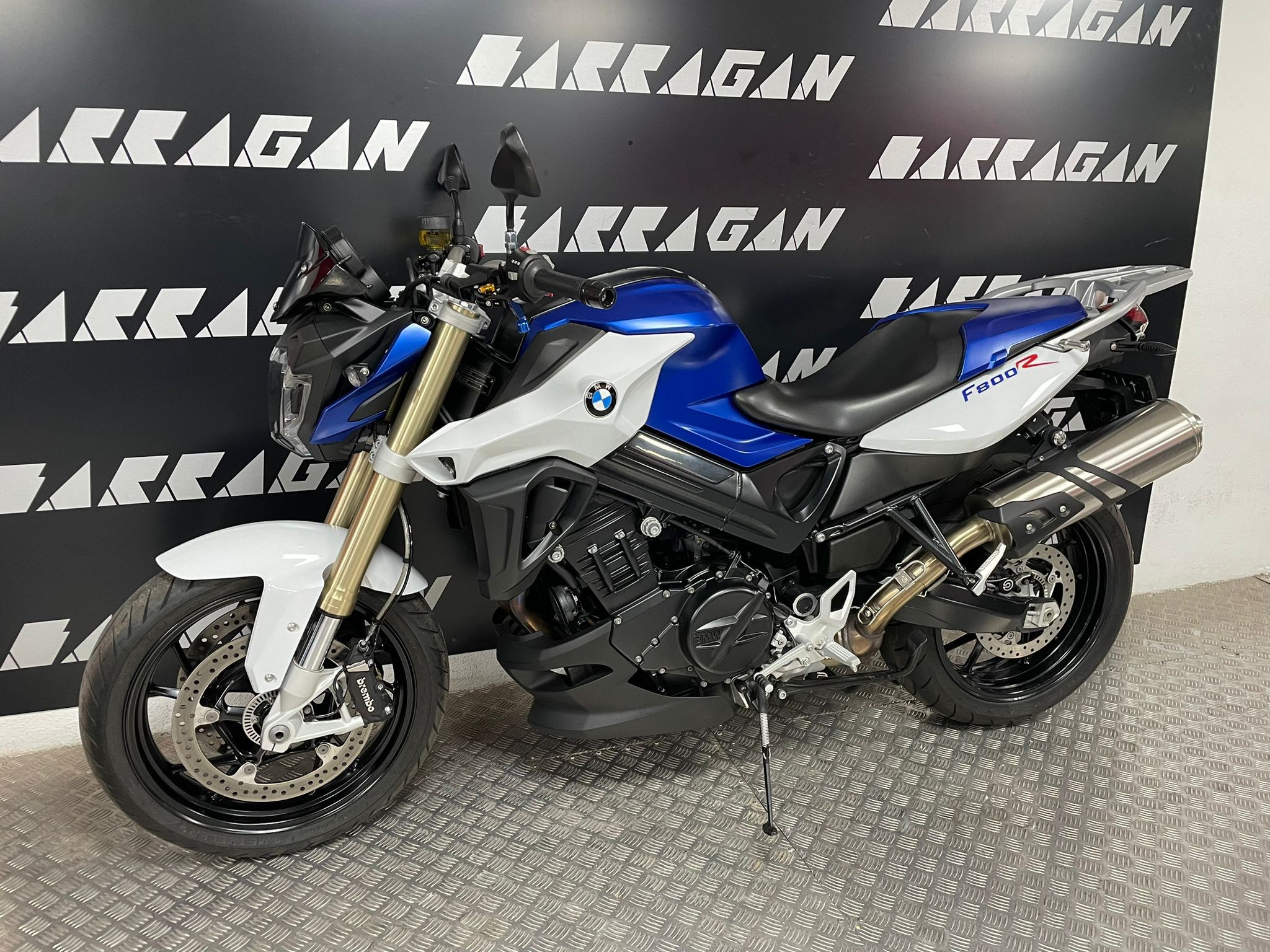 F 800R