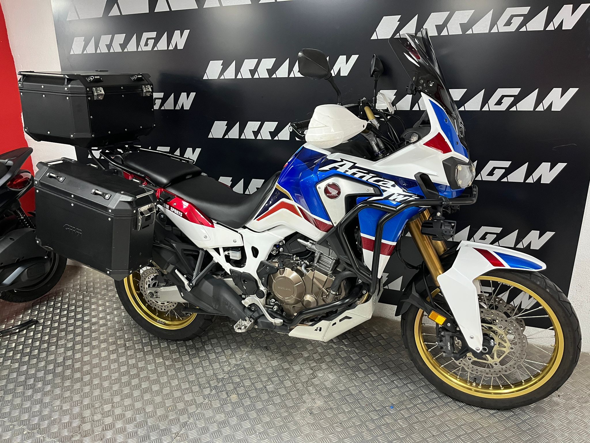 CRF 1000 ADV