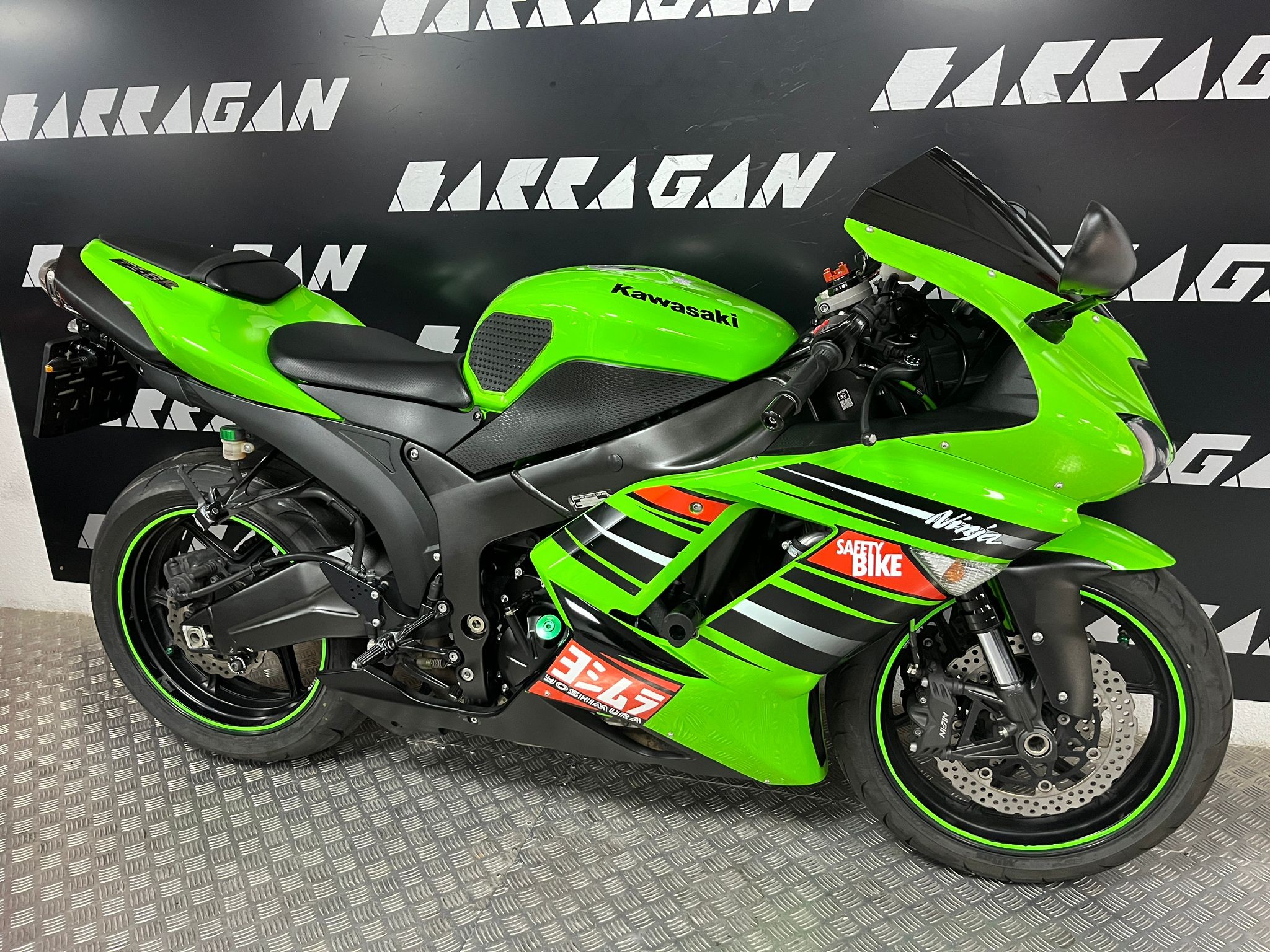 ZX6R