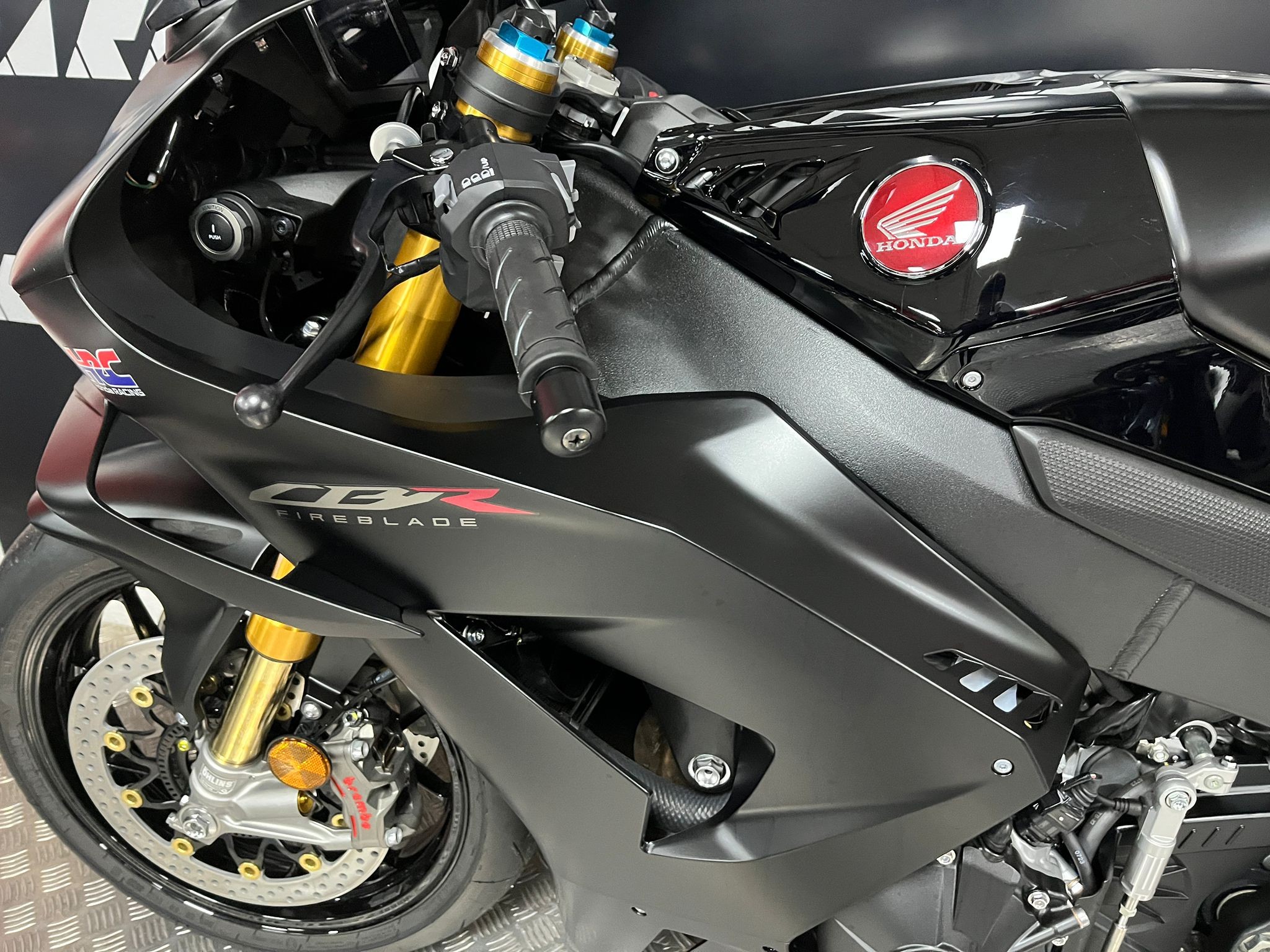 CBR 1000RR-R SP