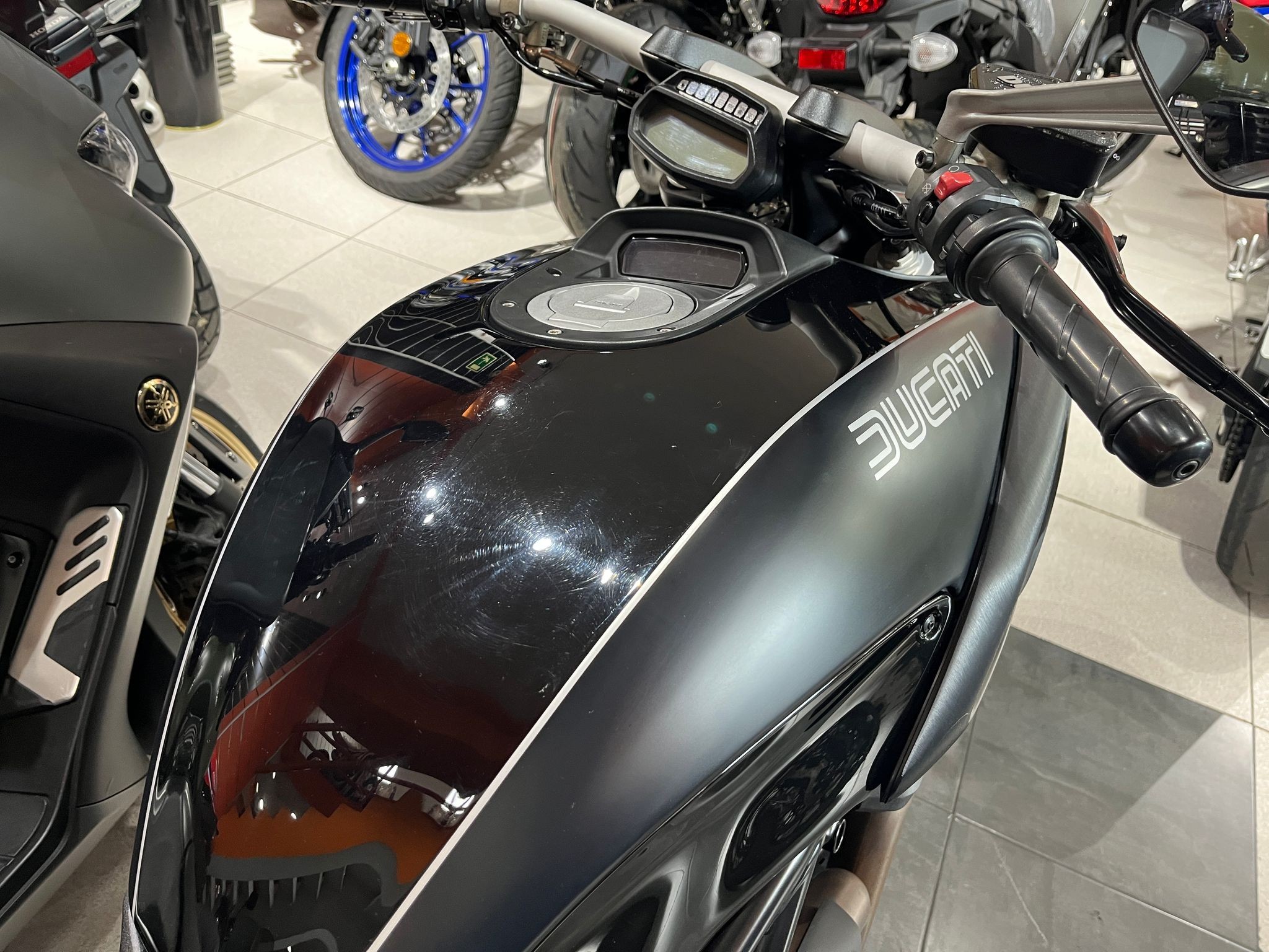 DIAVEL