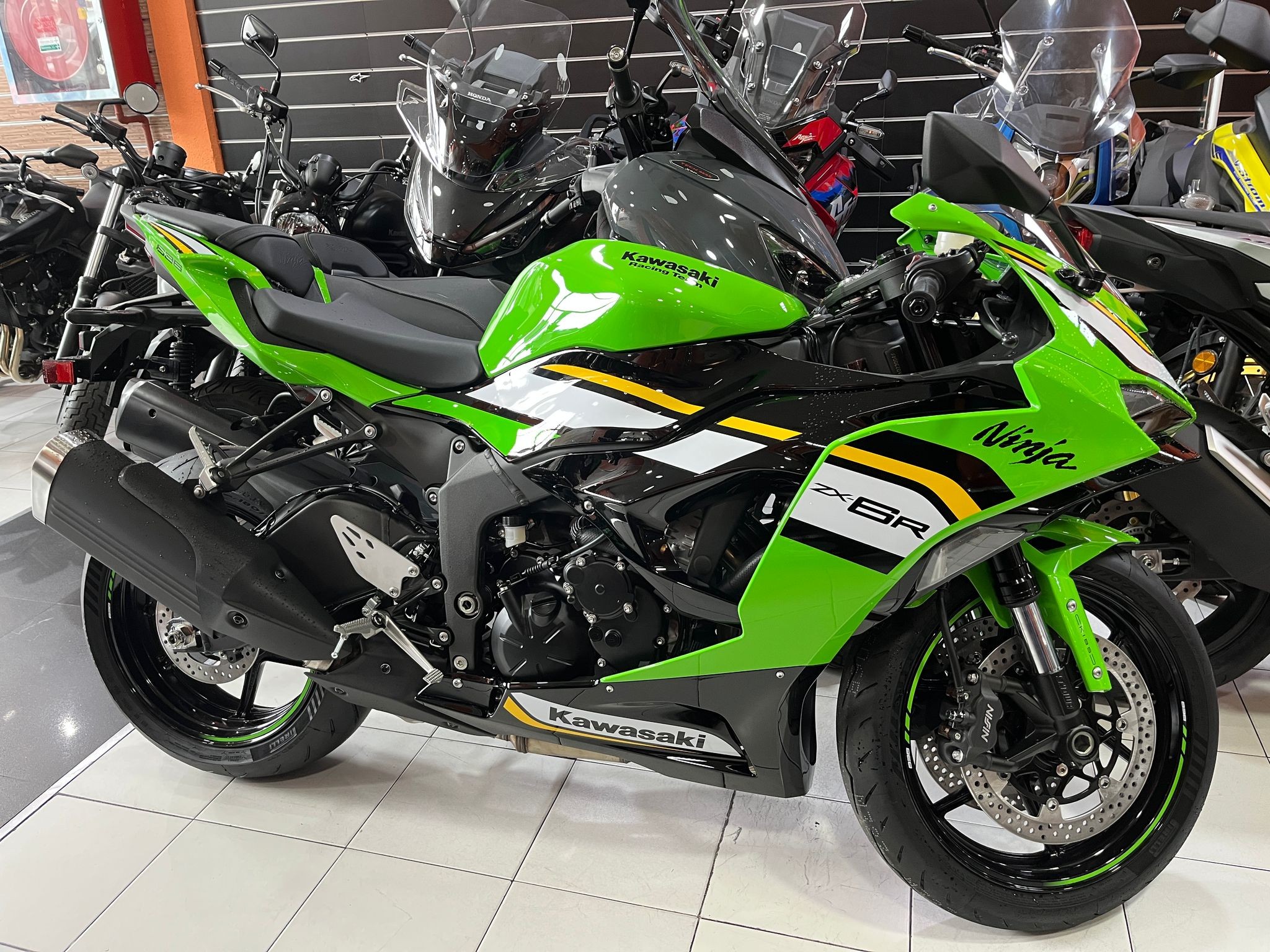 ZX6R (ENTREGA INMEDIATA)