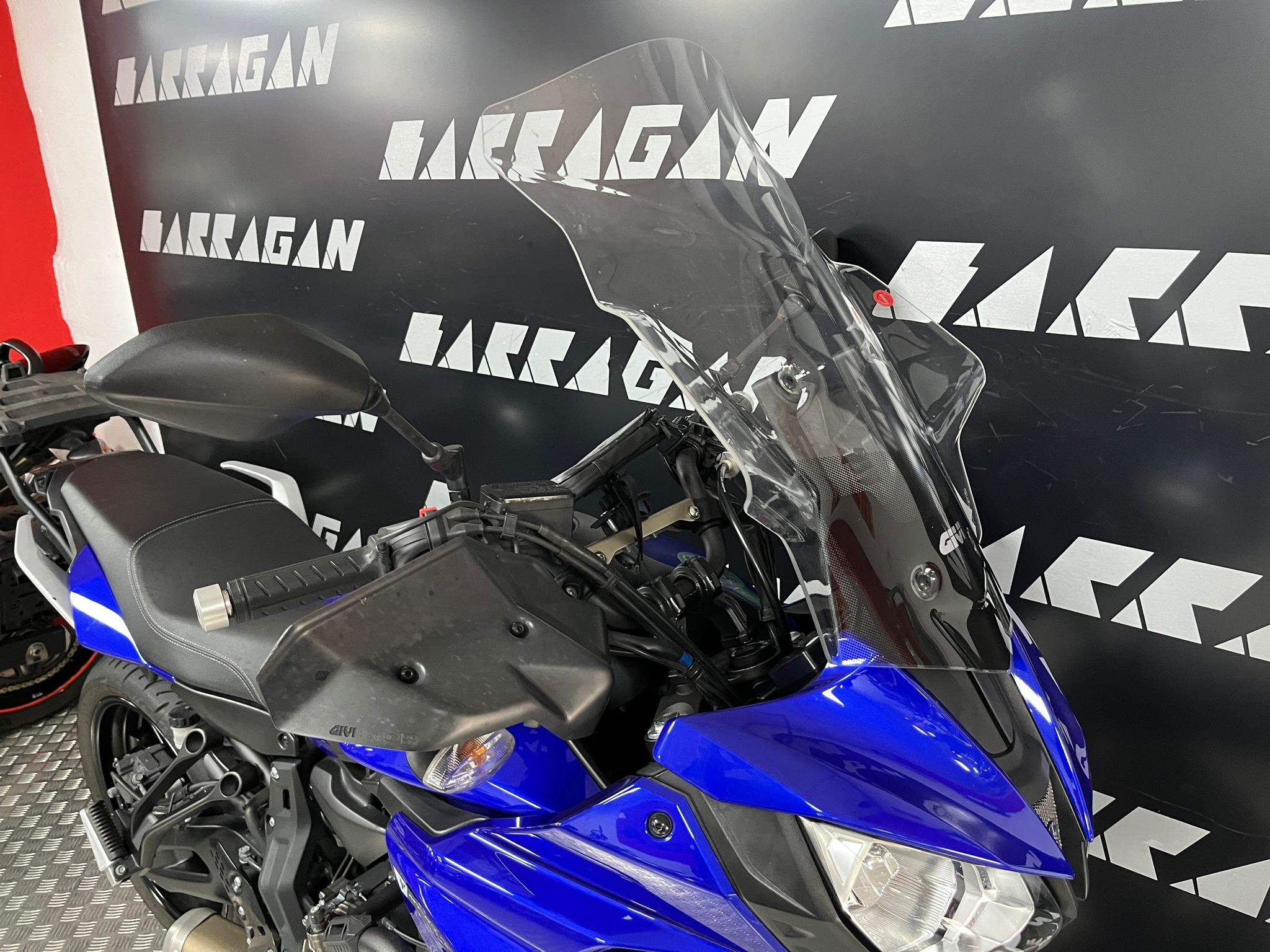 TRACER 700