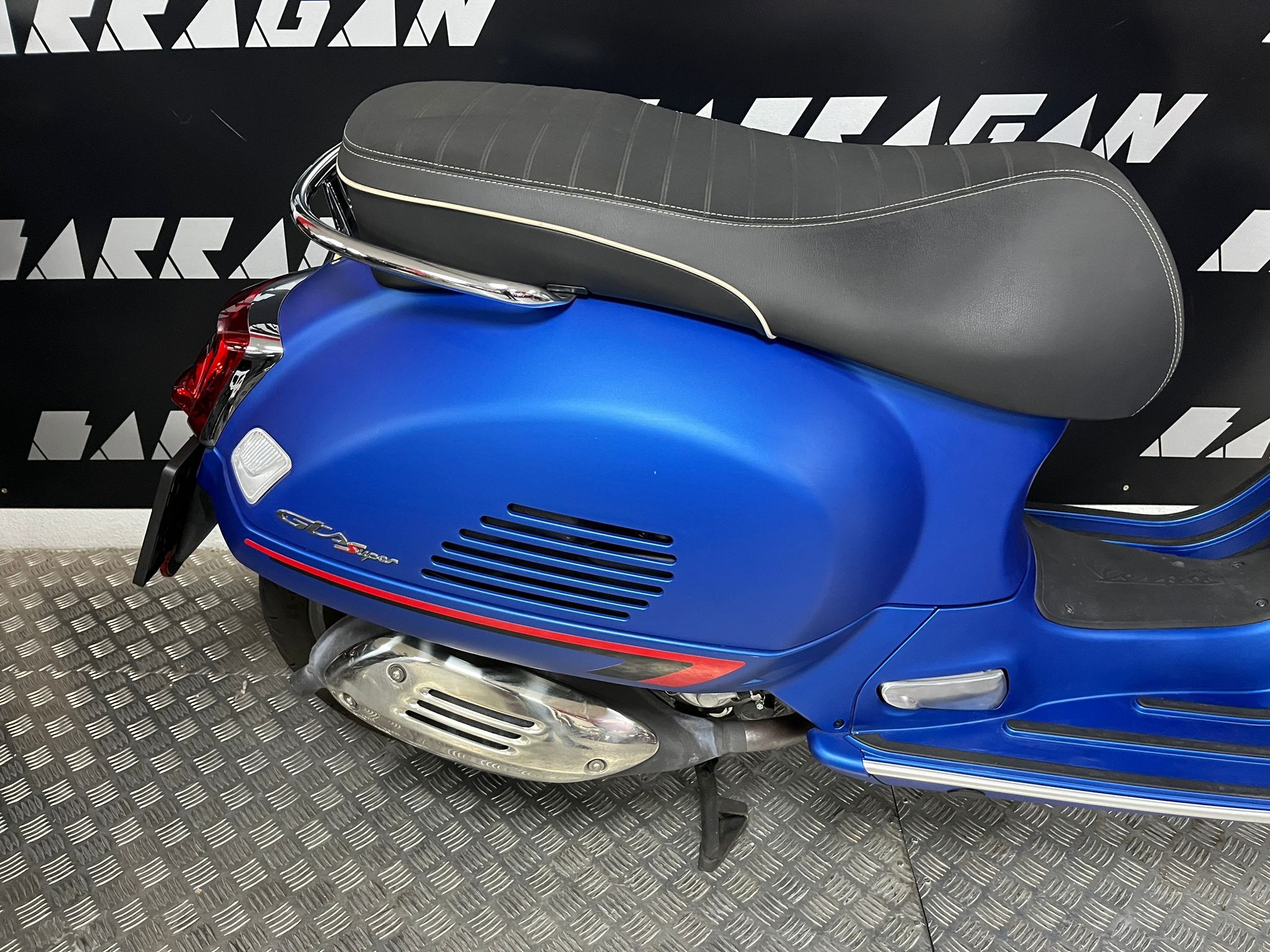 GTS SUPER 300