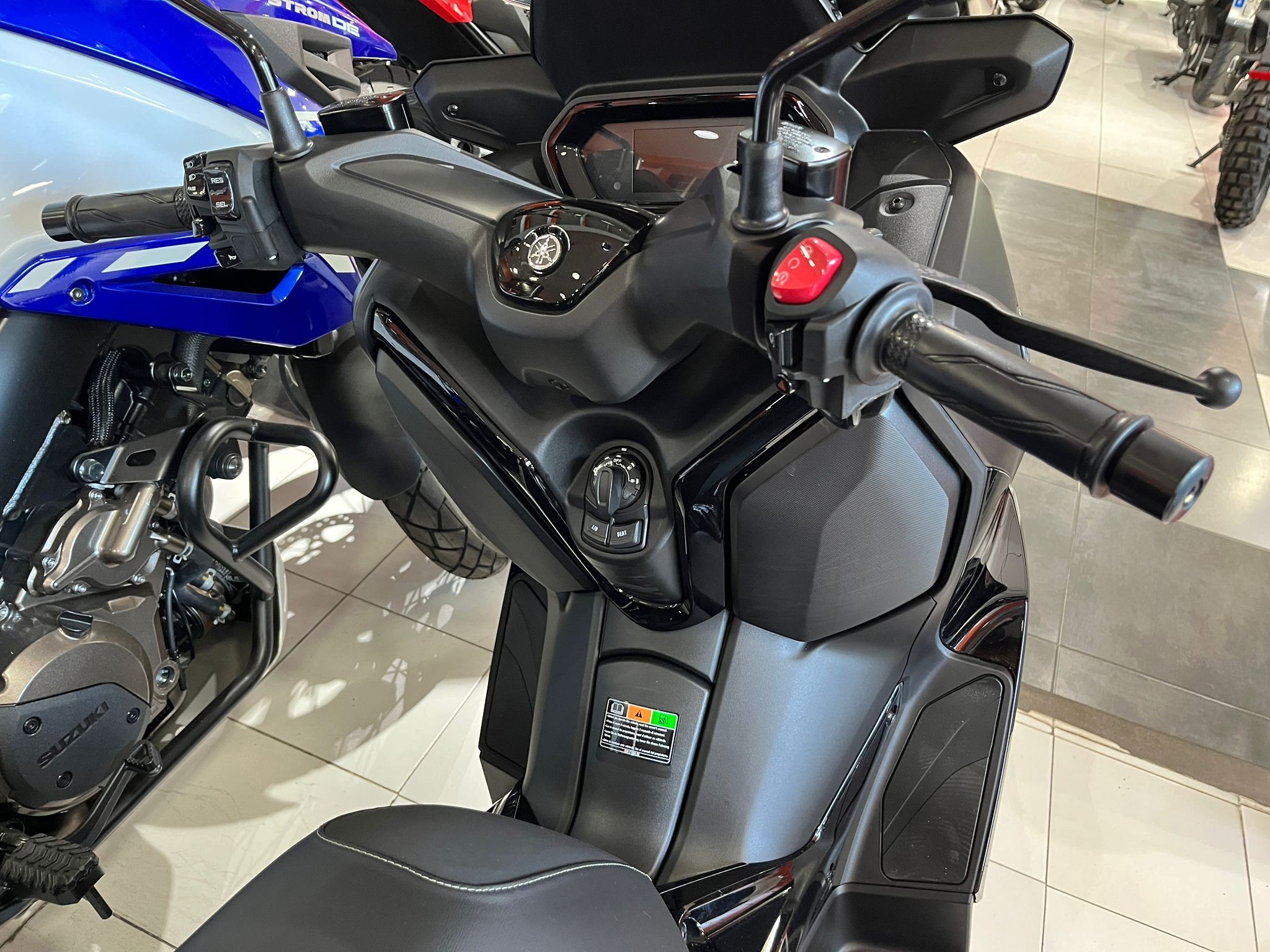 X-MAX 125