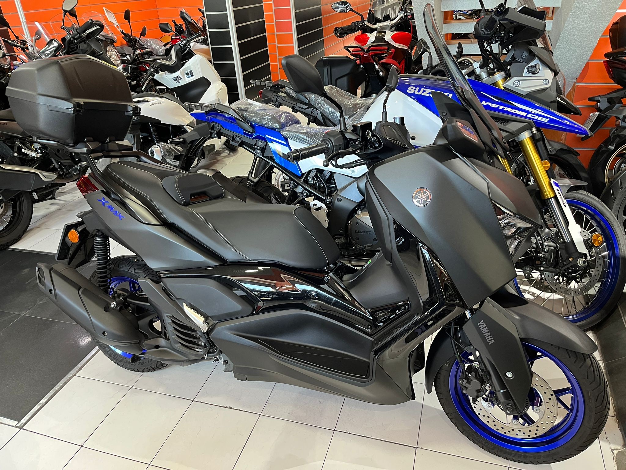 X-MAX 125