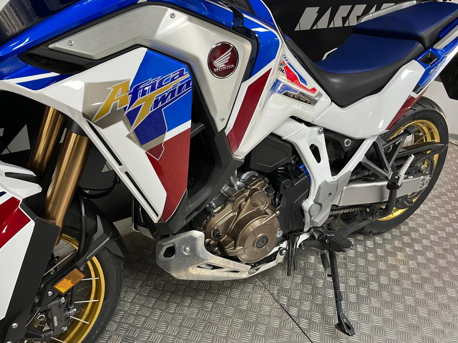 CRF1100 ADV DCT