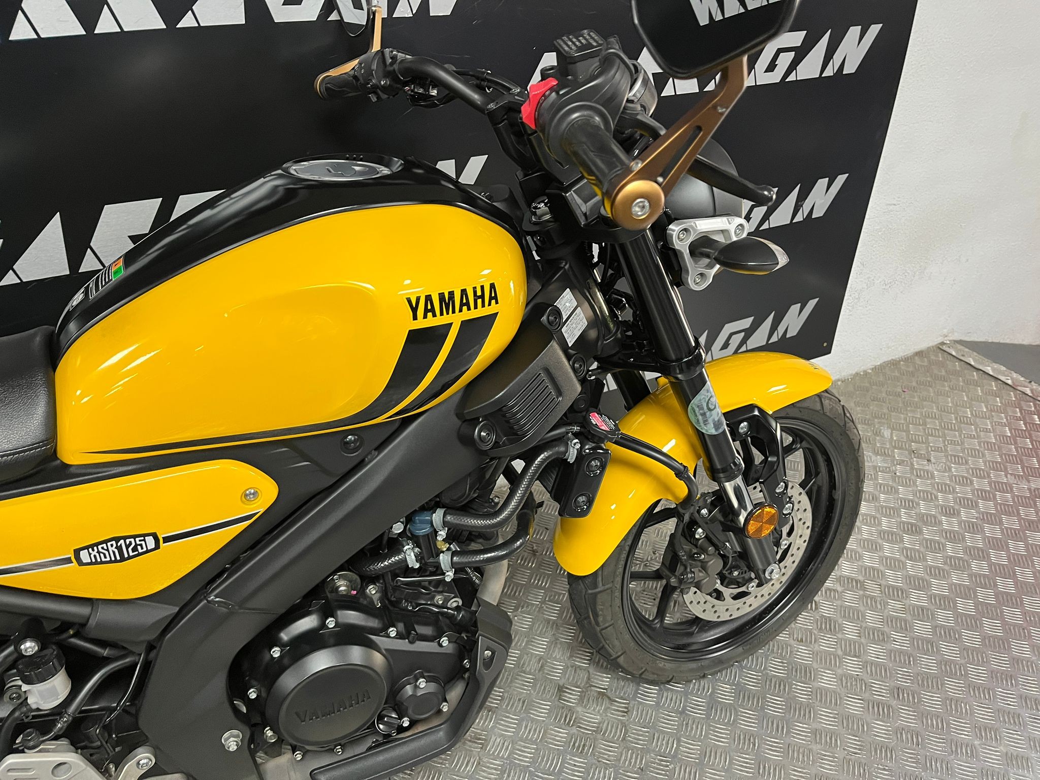 XSR 125