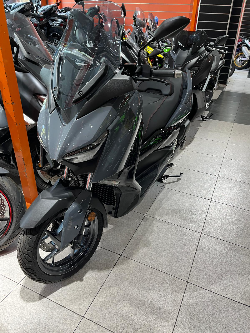 XMAX 125 TECH MAX