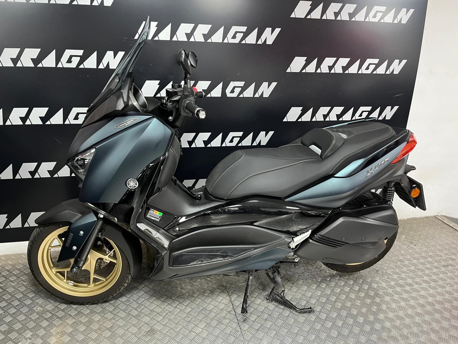 XMAX 300 TECH MAX