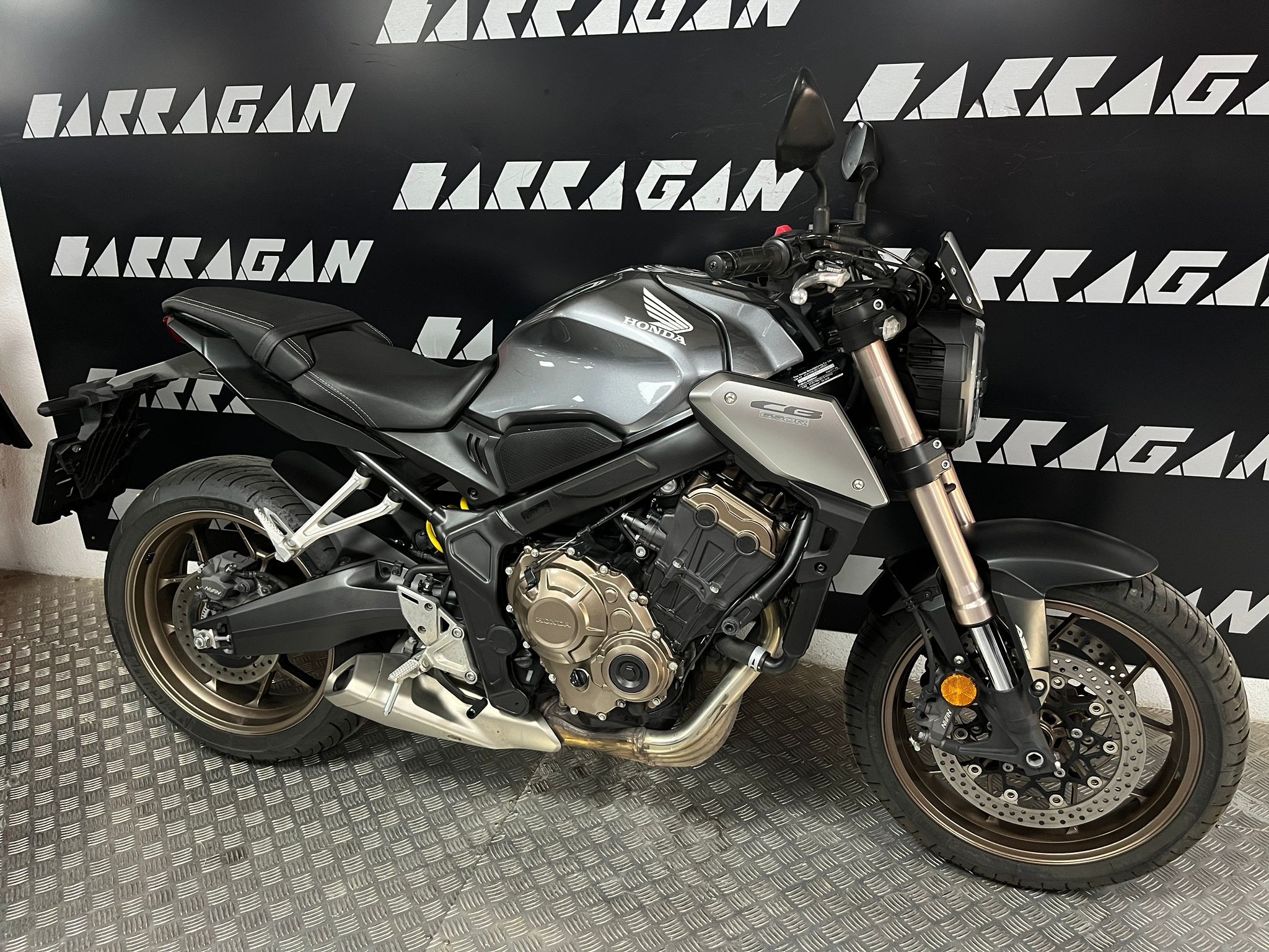 CB650R