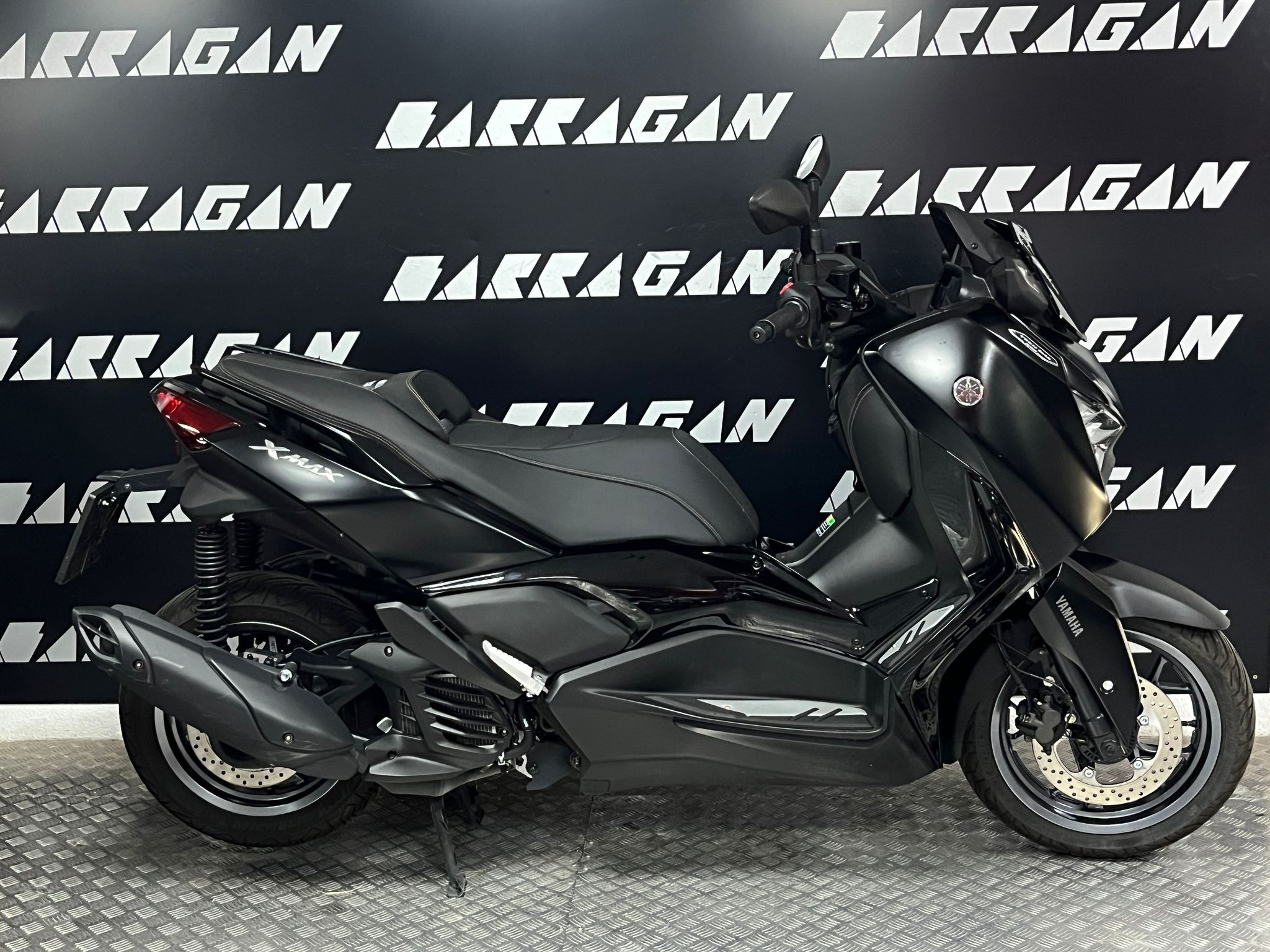 XMAX 125 TECH MAX
