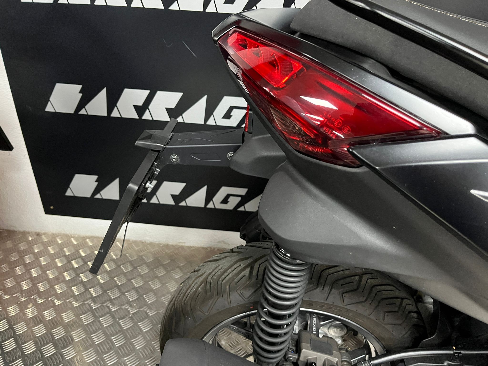 XMAX 125 TECH MAX