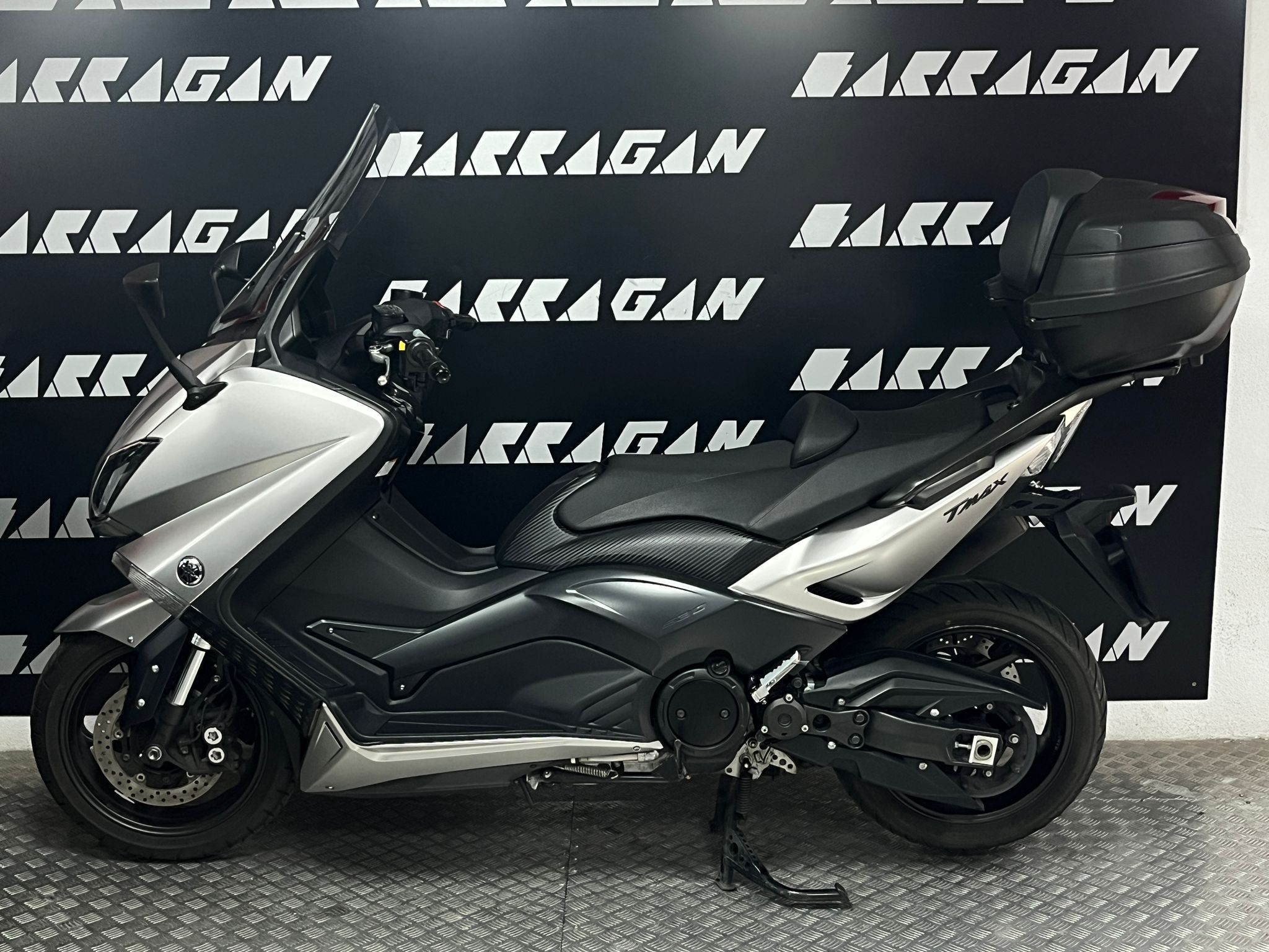 TMAX 530