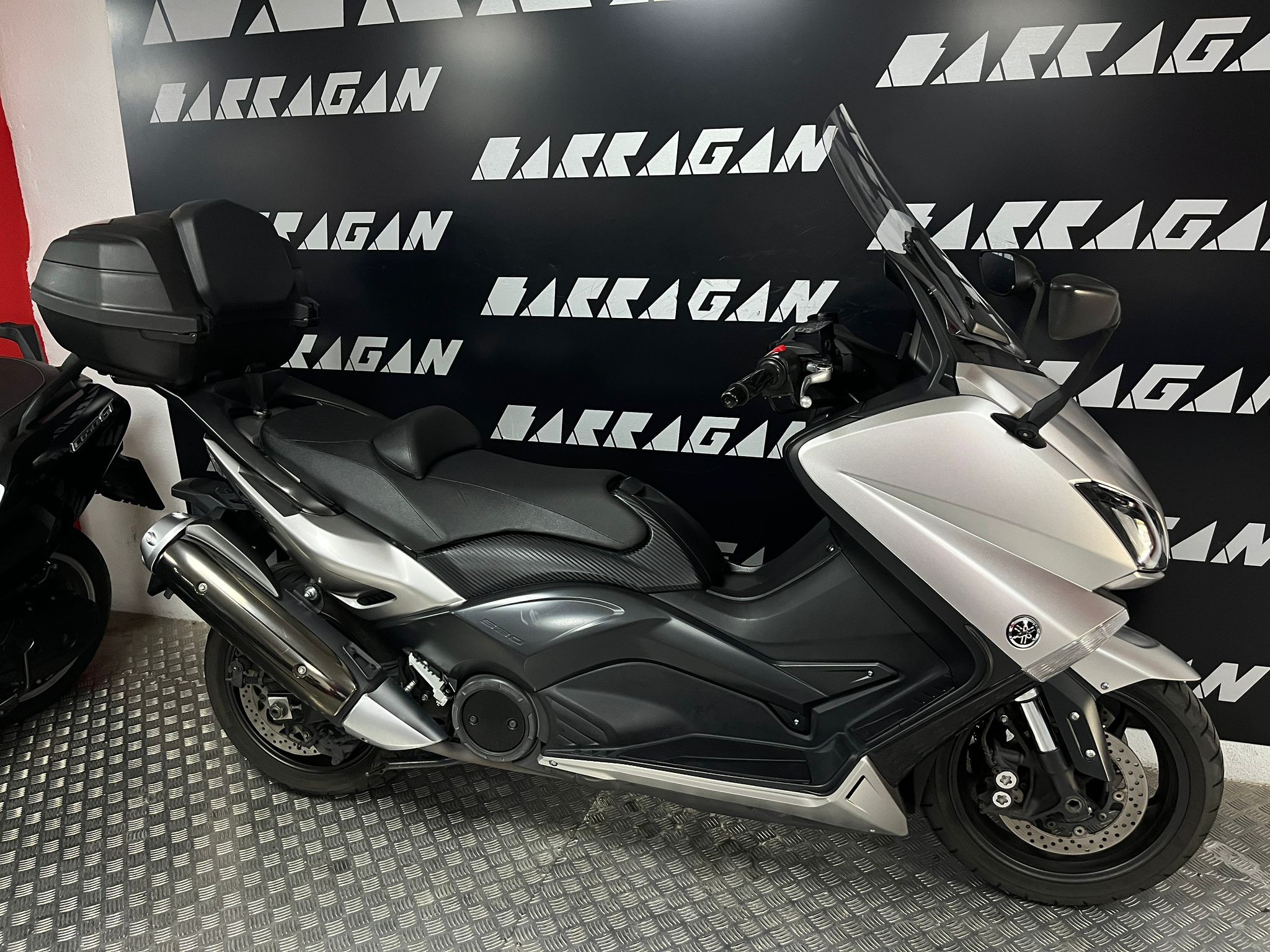 TMAX 530
