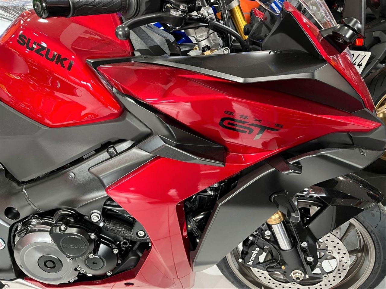 GSX-S 1000 GT