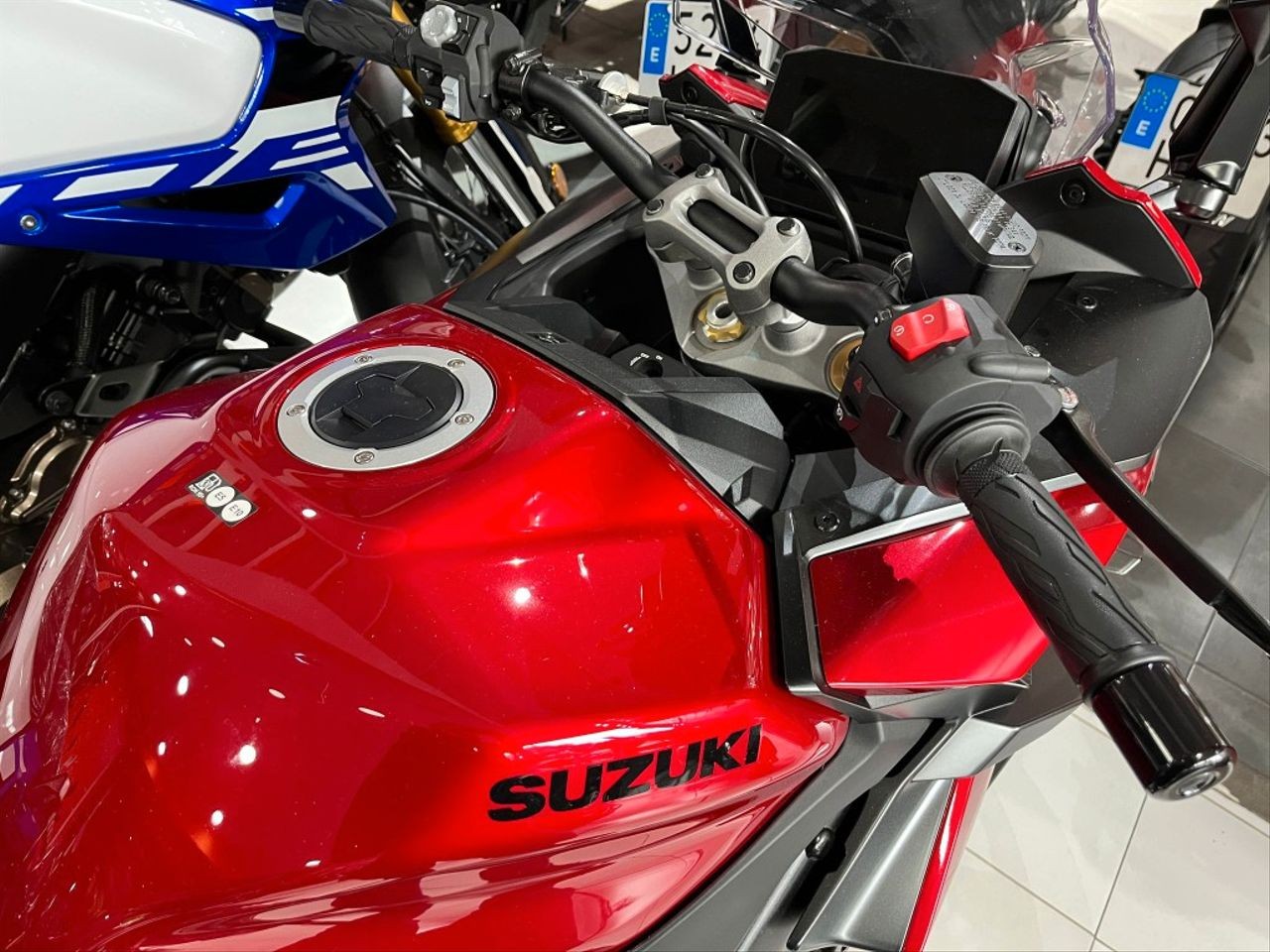 GSX-S 1000 GT