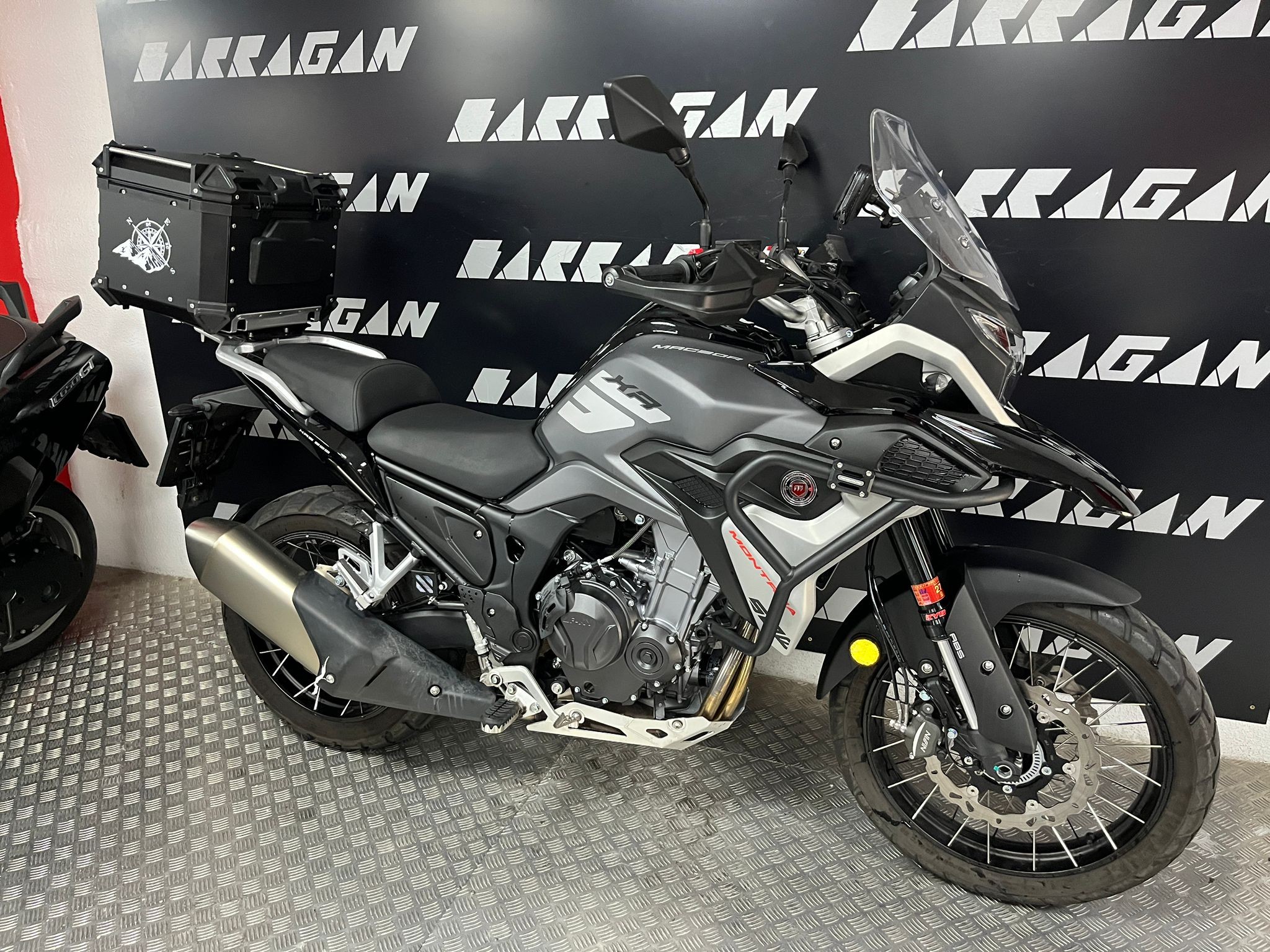 MONTANA XR5