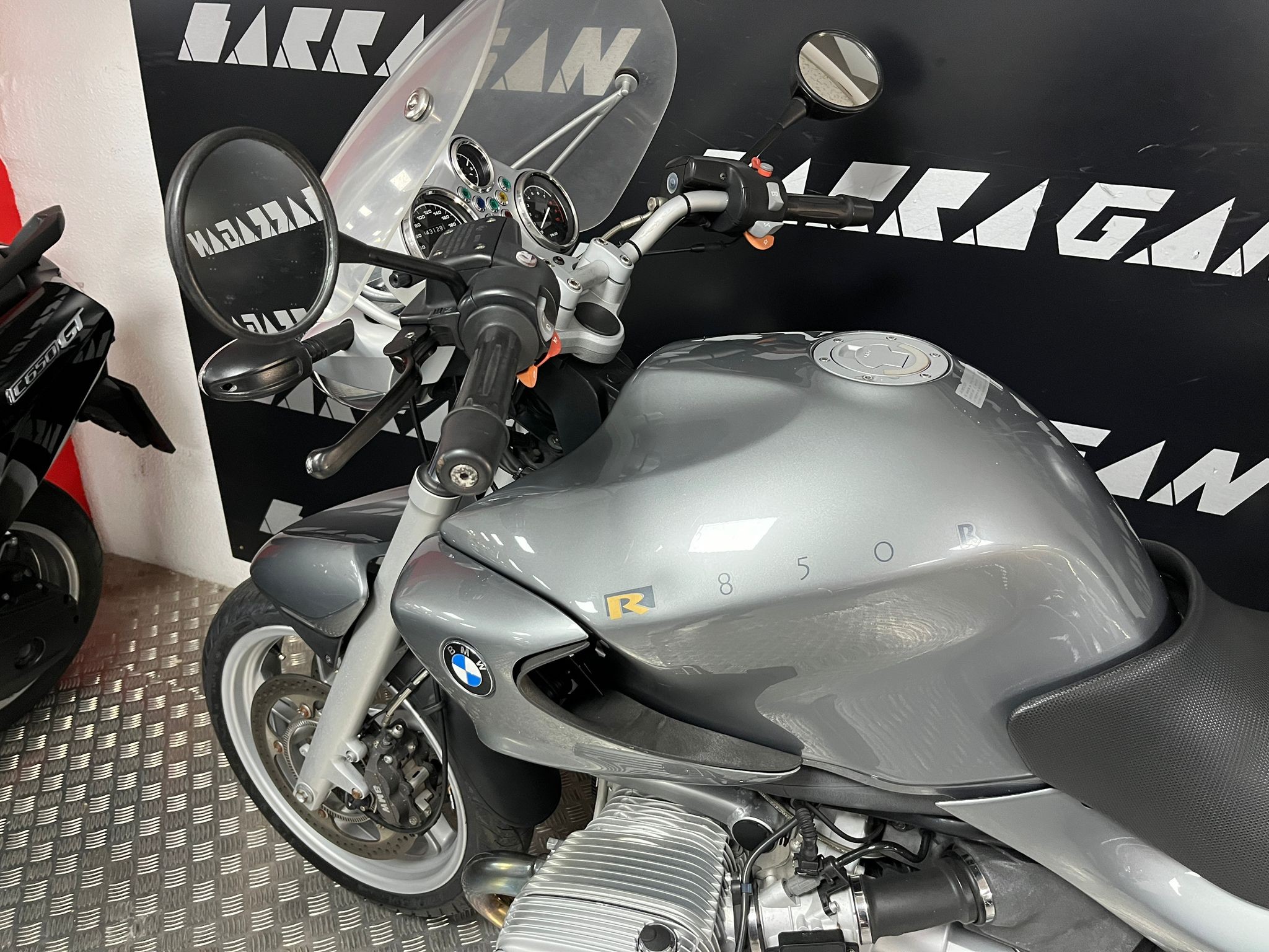 R850R