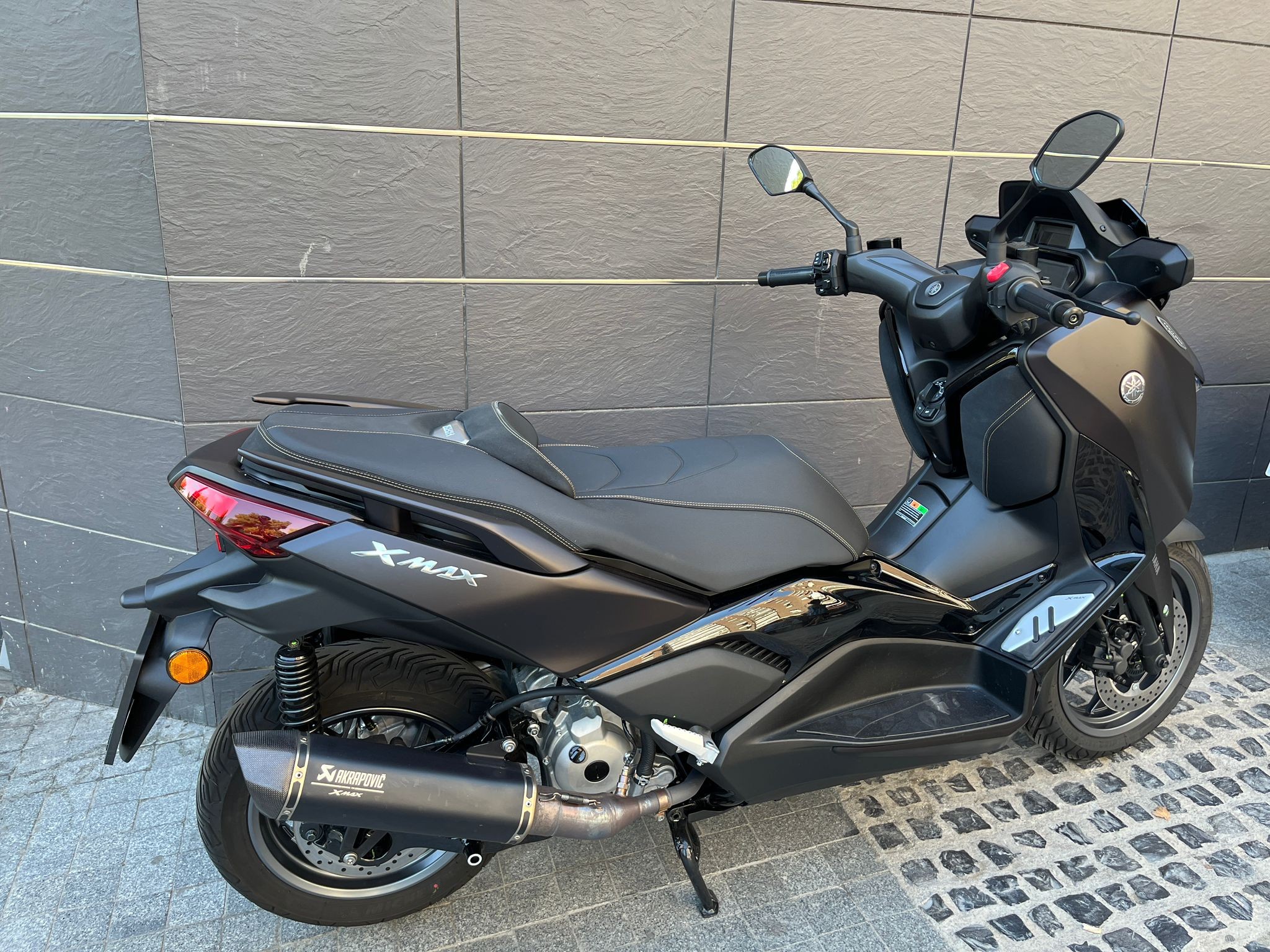 XMAX 300 TECH MAX