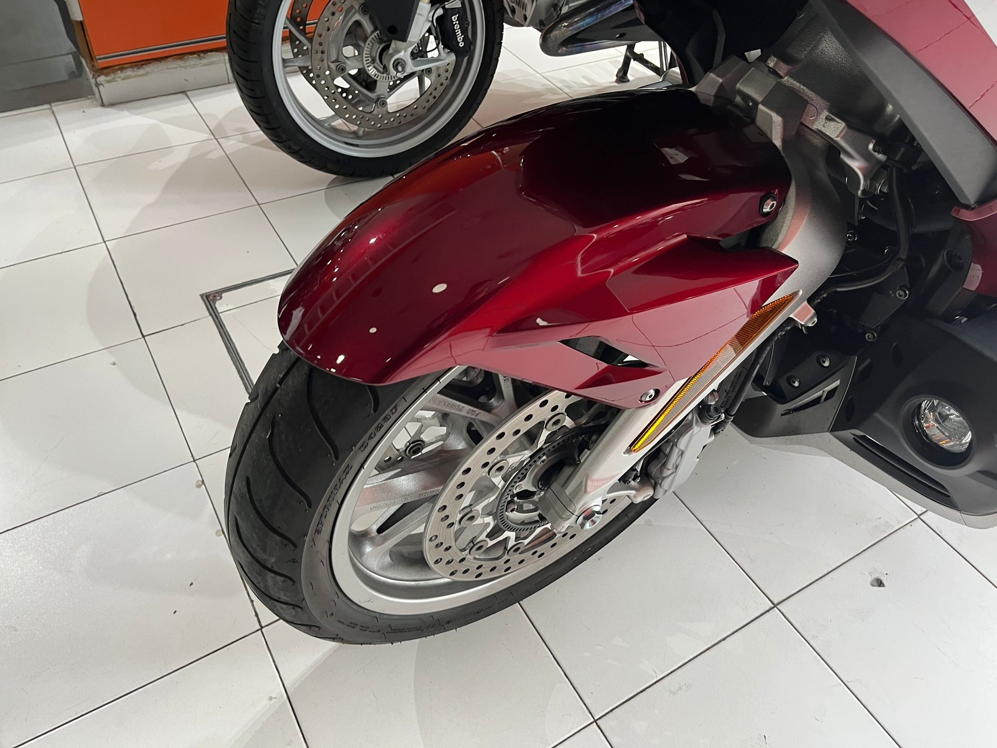 GL 1800 TOUR DCT