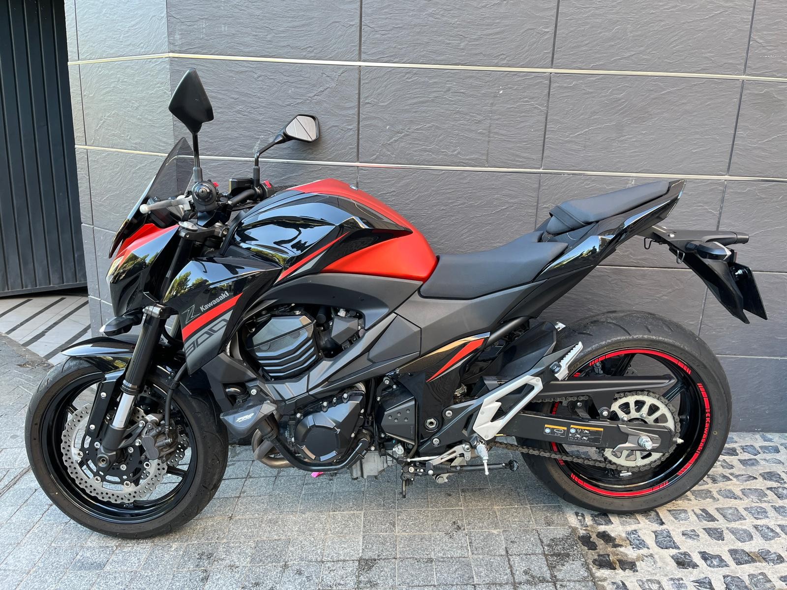 Z800e A2