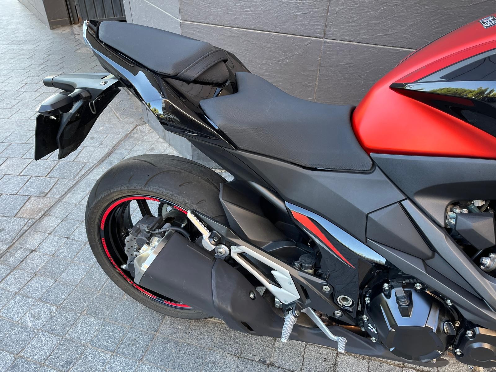 Z800e A2