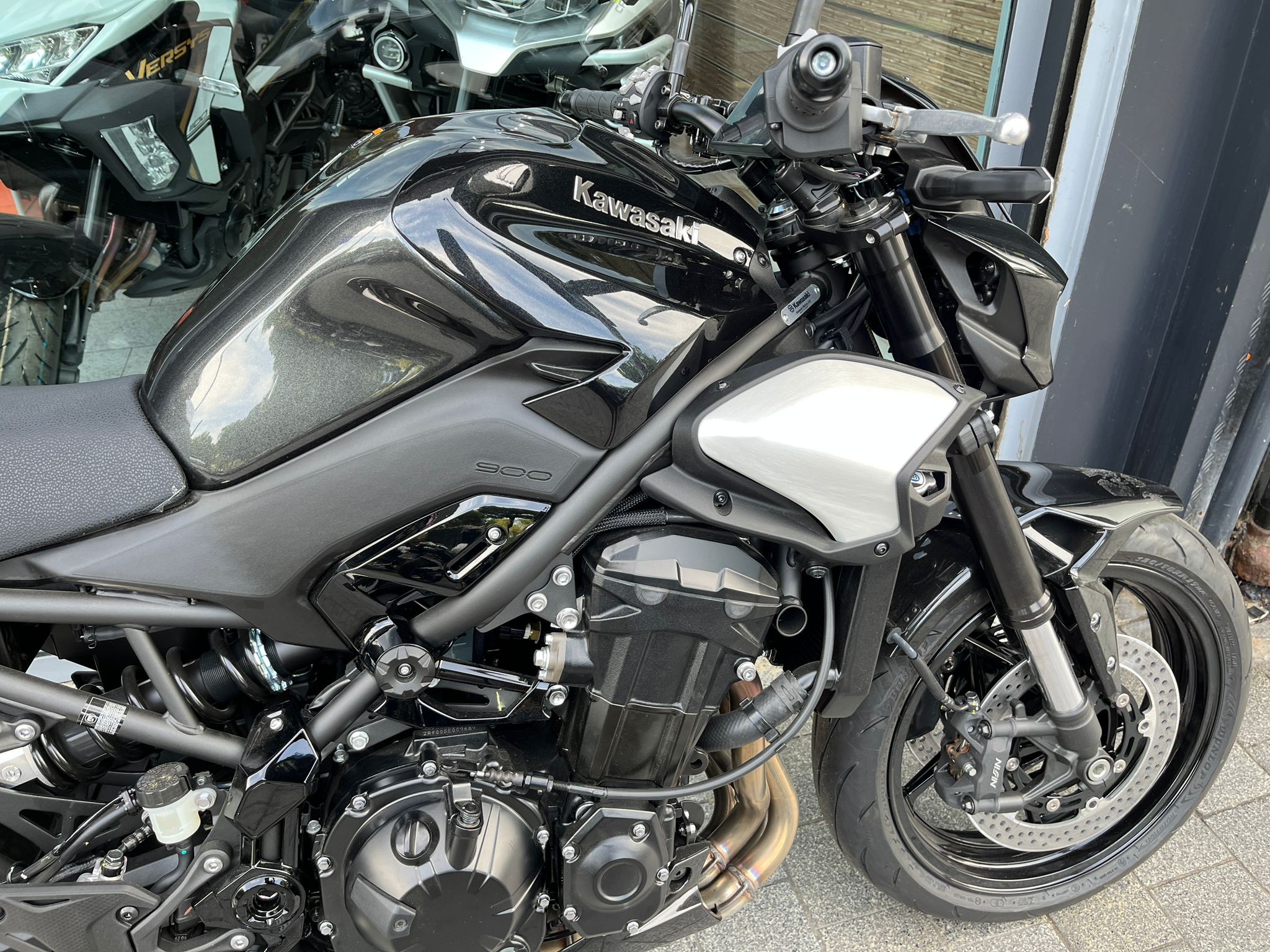 Z900 A2