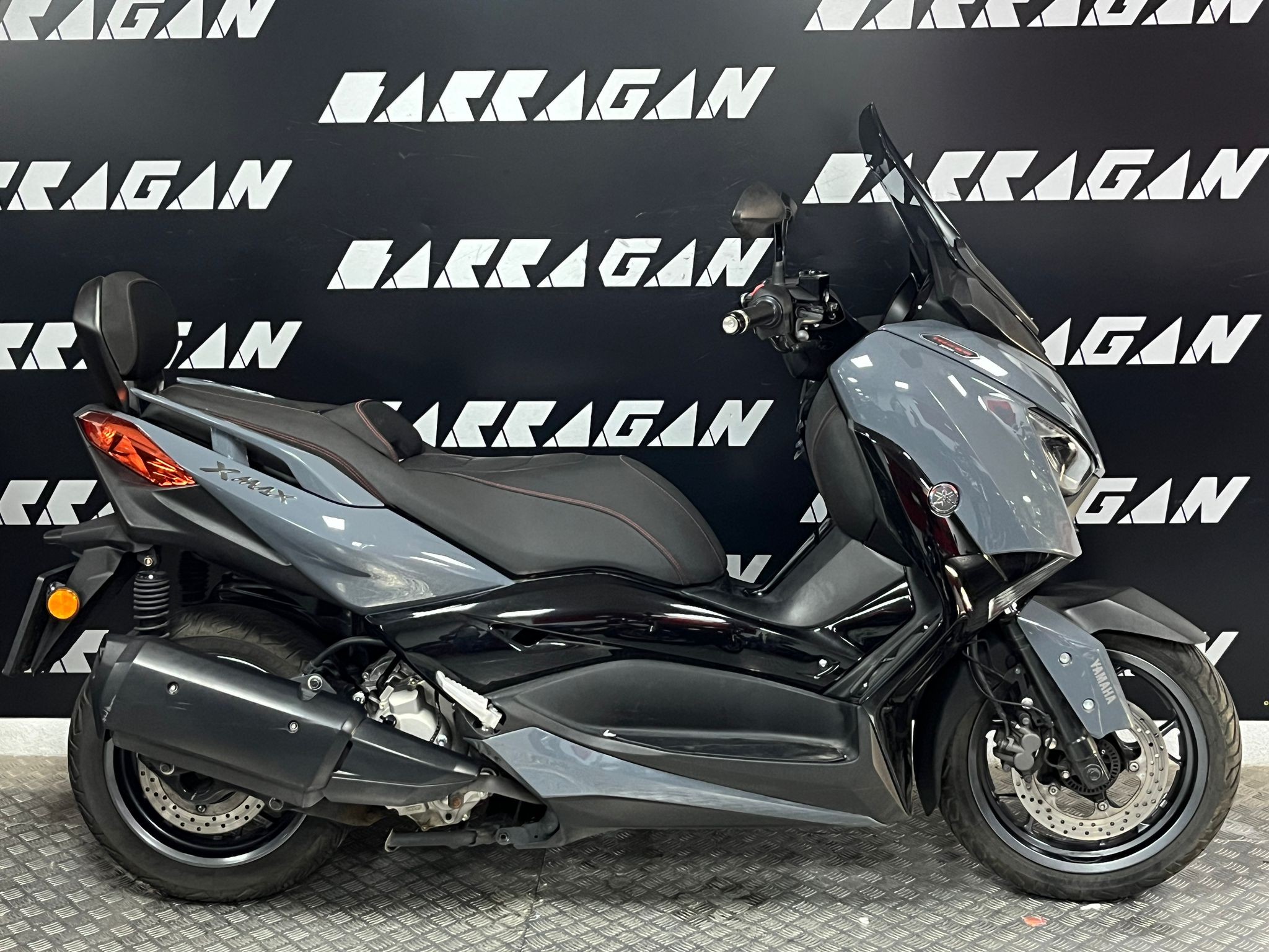 X MAX 300 TECH MAX