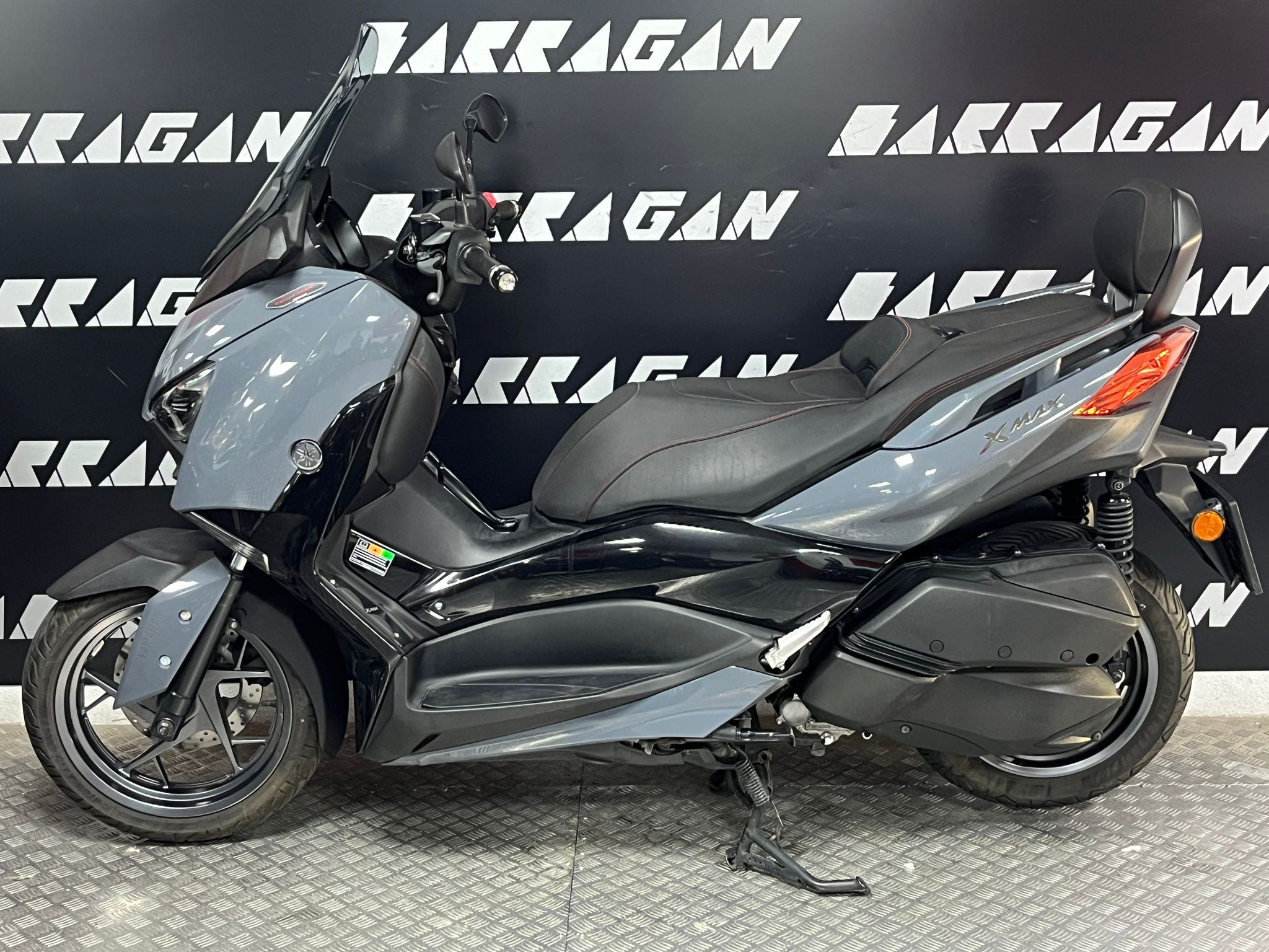 X MAX 300 TECH MAX