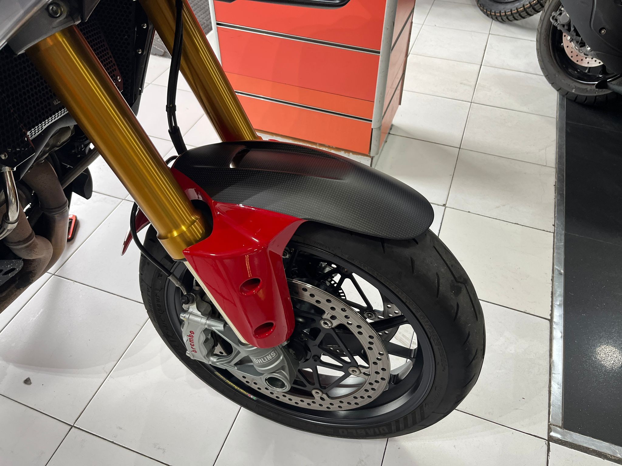 MULTISTRADA V4 PIKES PEAK