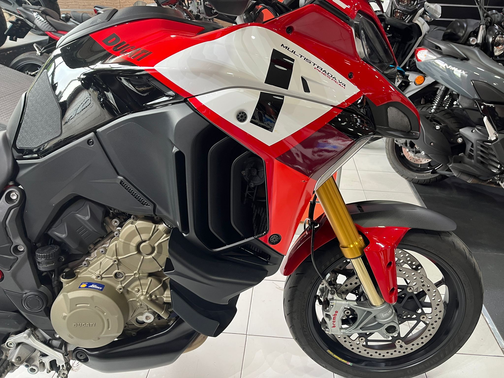 MULTISTRADA V4 PIKES PEAK