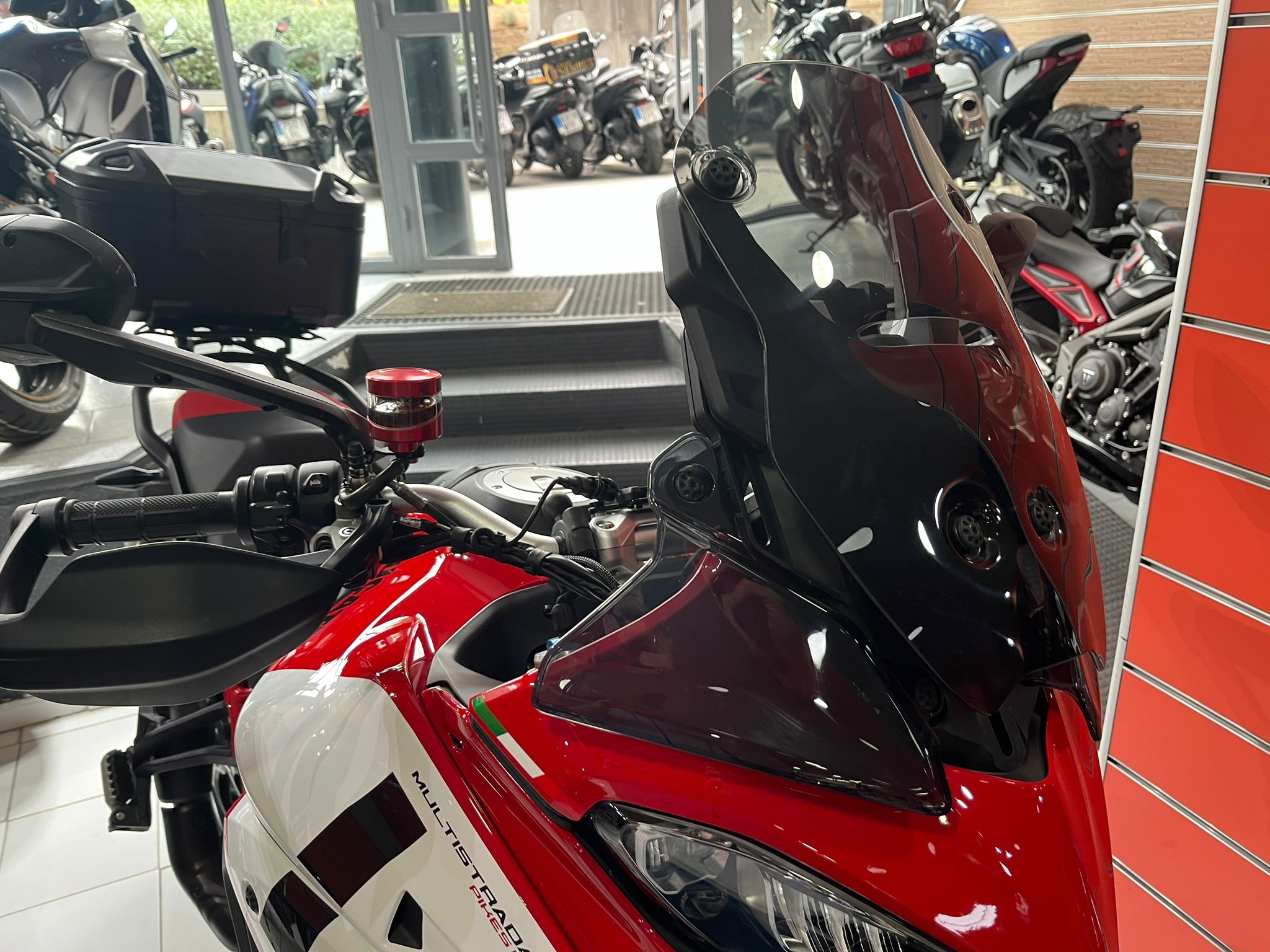 MULTISTRADA V4 PIKES PEAK