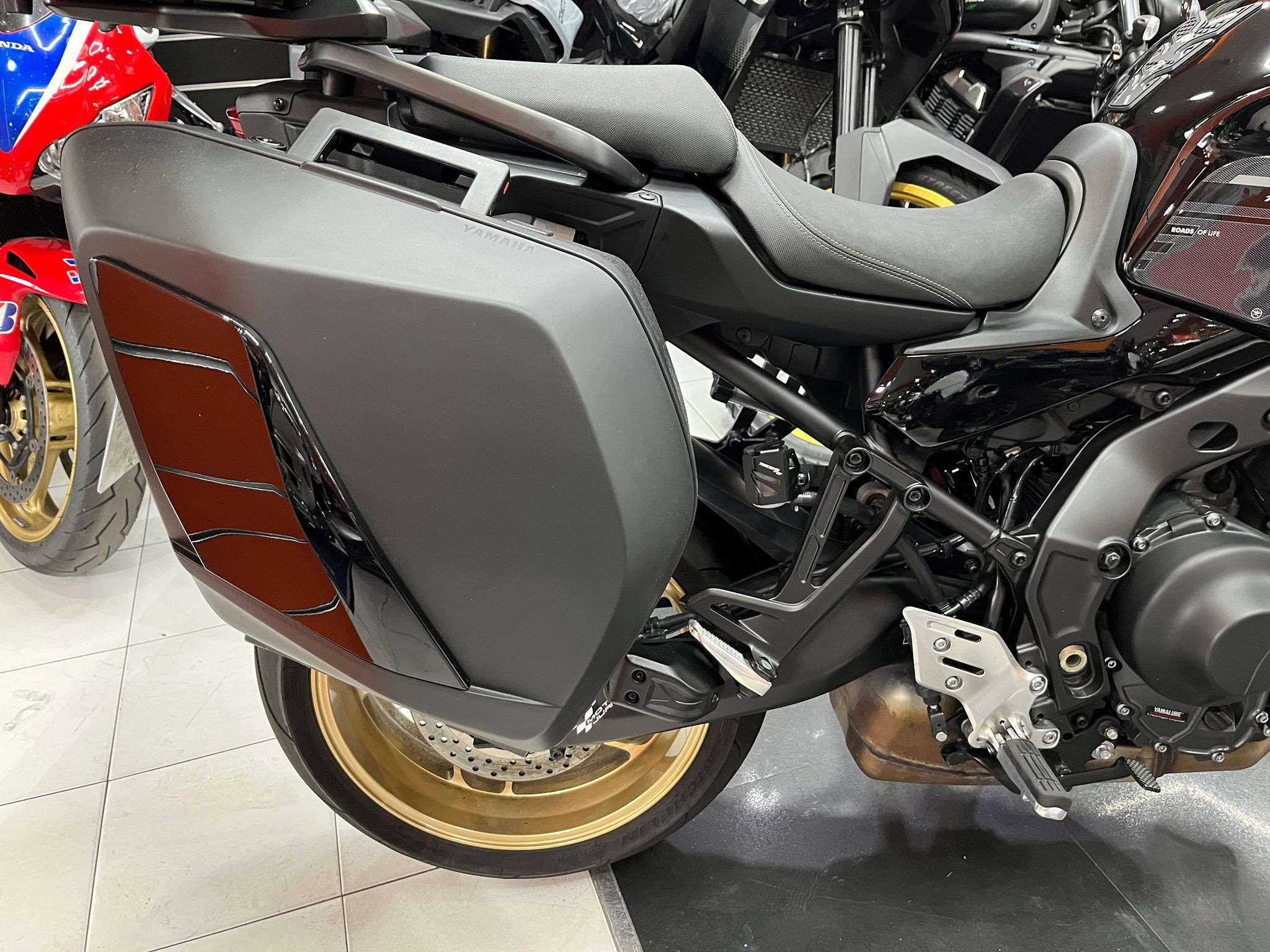 TRACER 9 GT