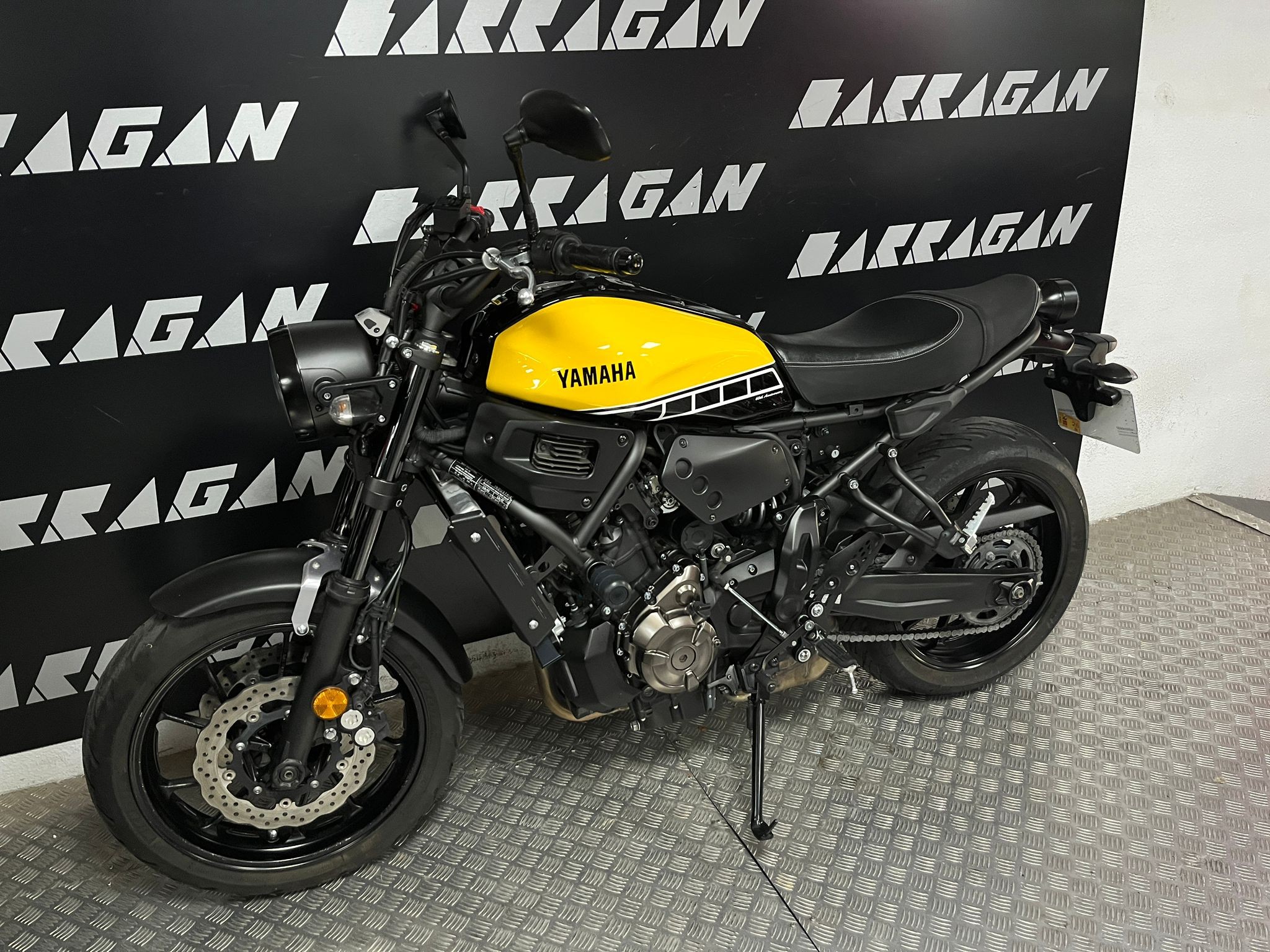 XSR 700