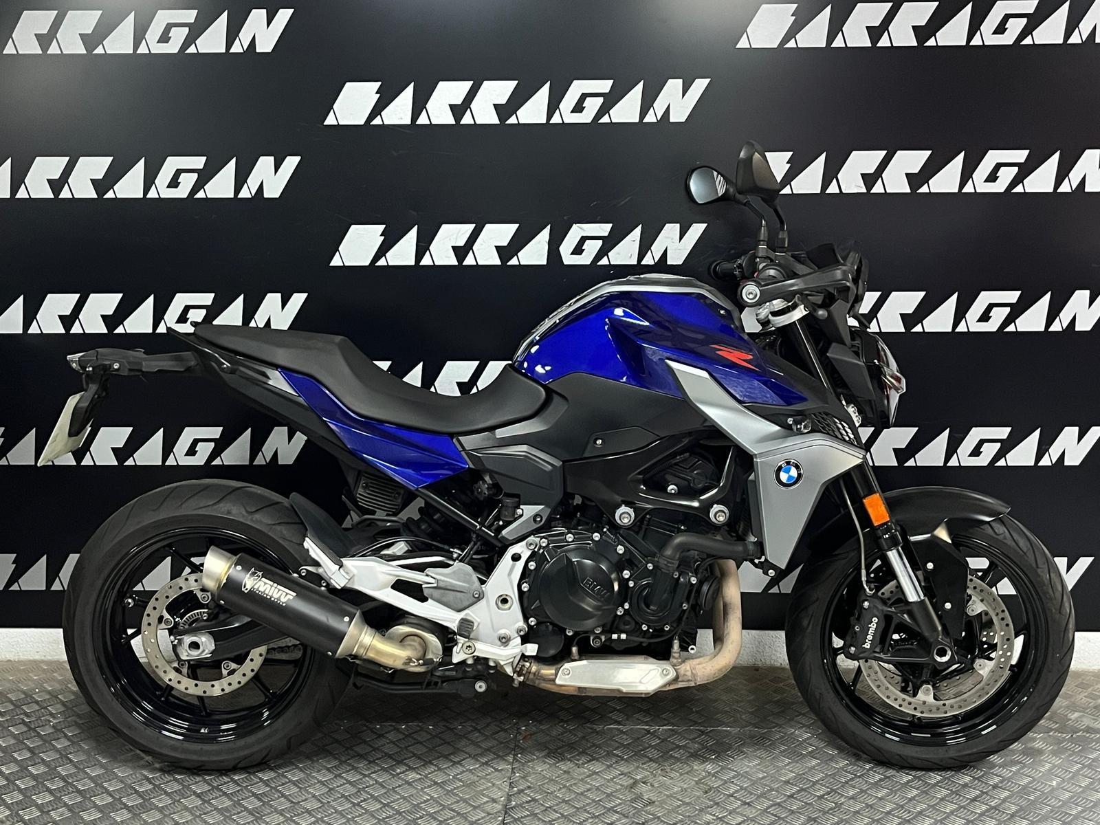 F 900R