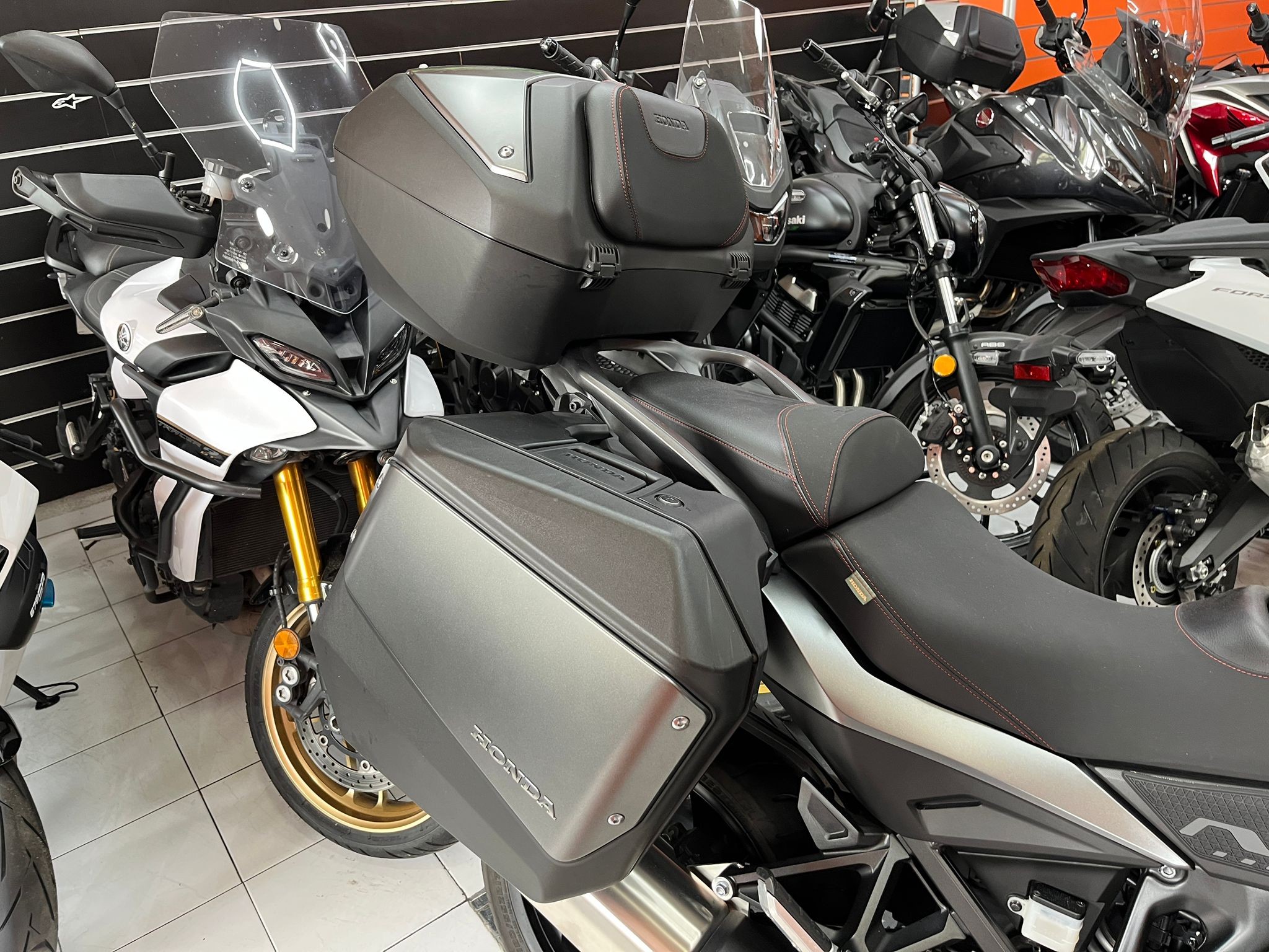 NT 1100 DCT