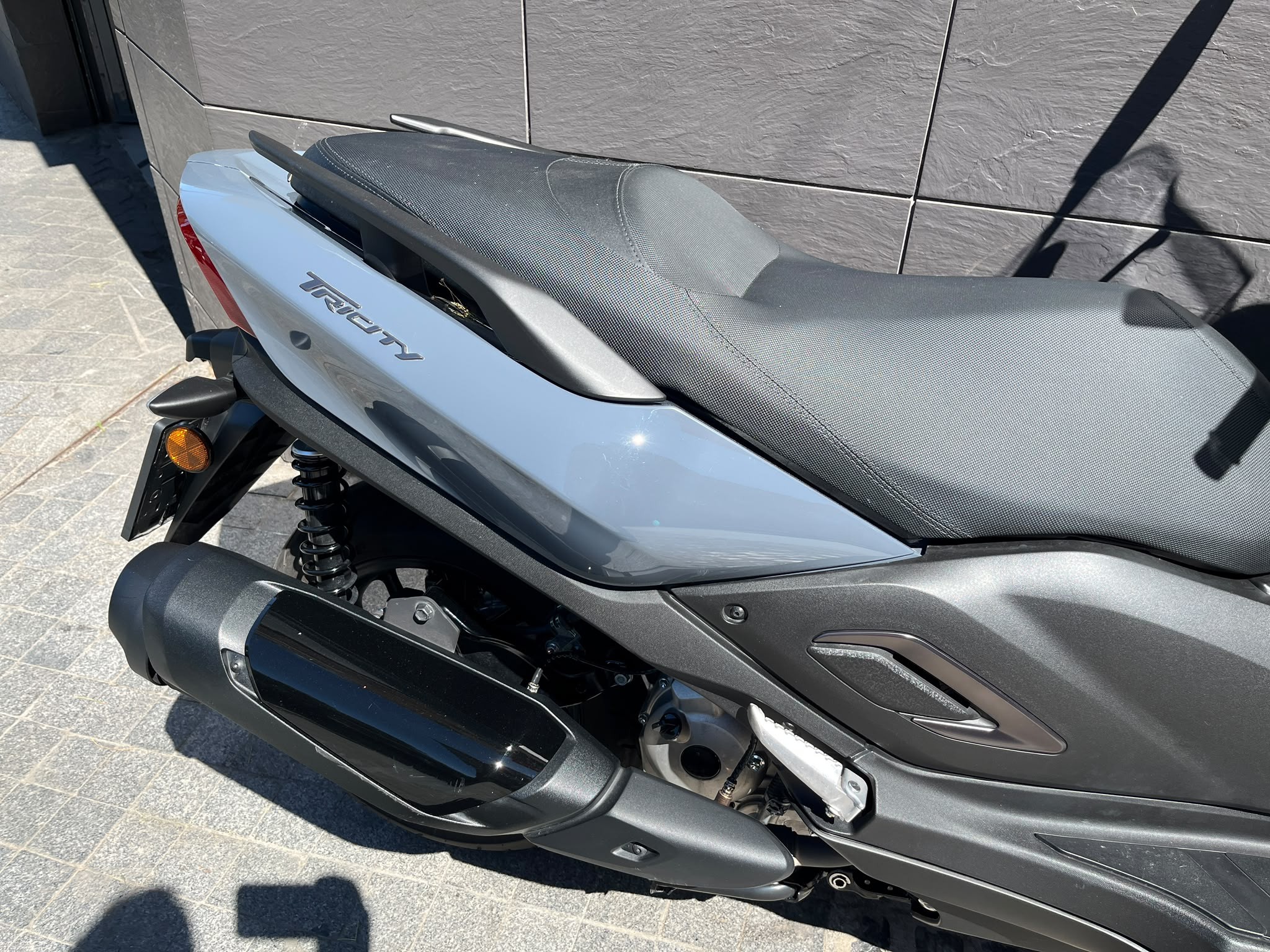 TRICITY 300