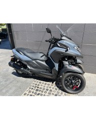 TRICITY 300