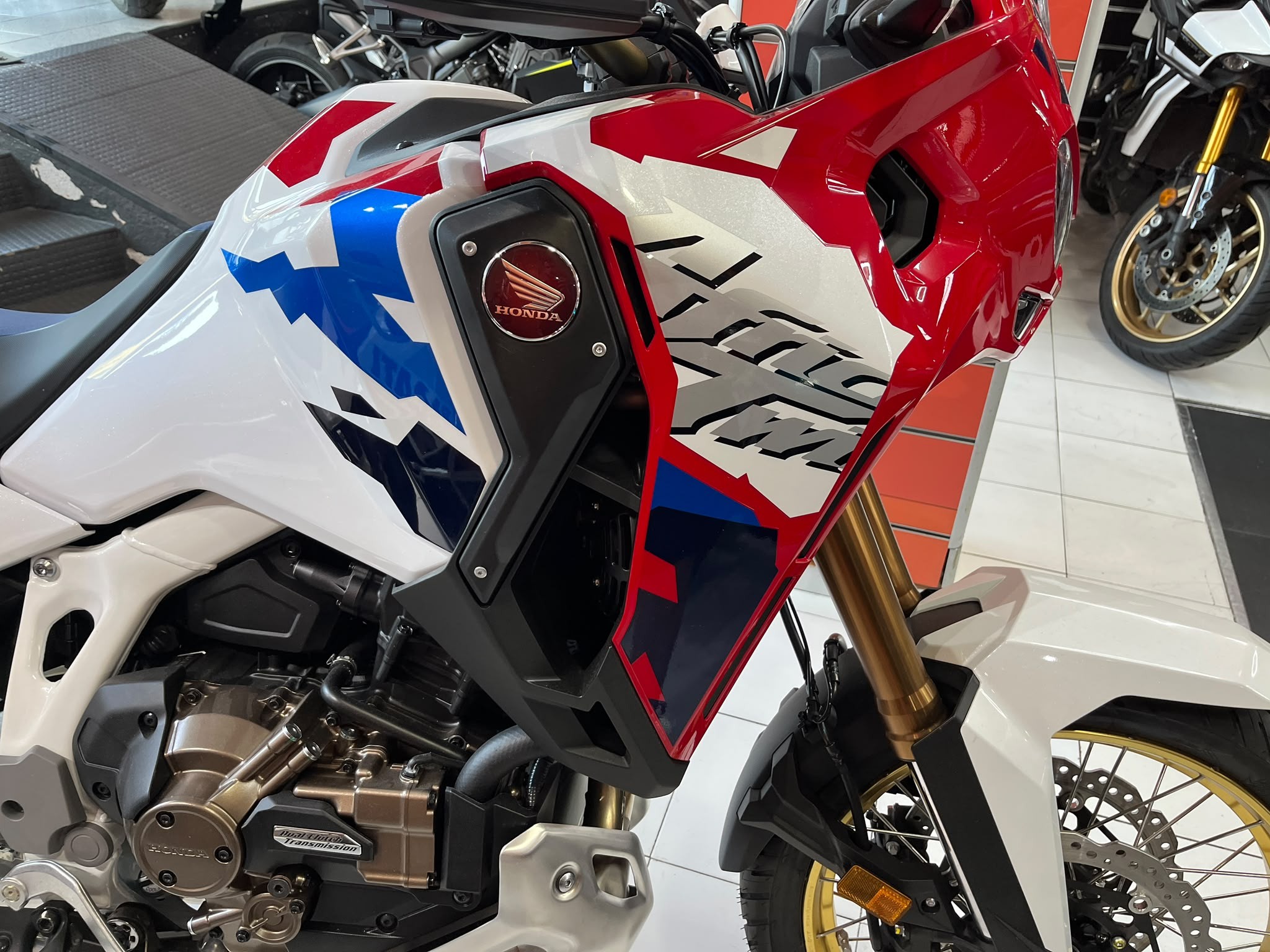 CRF 1100 ADV DCT