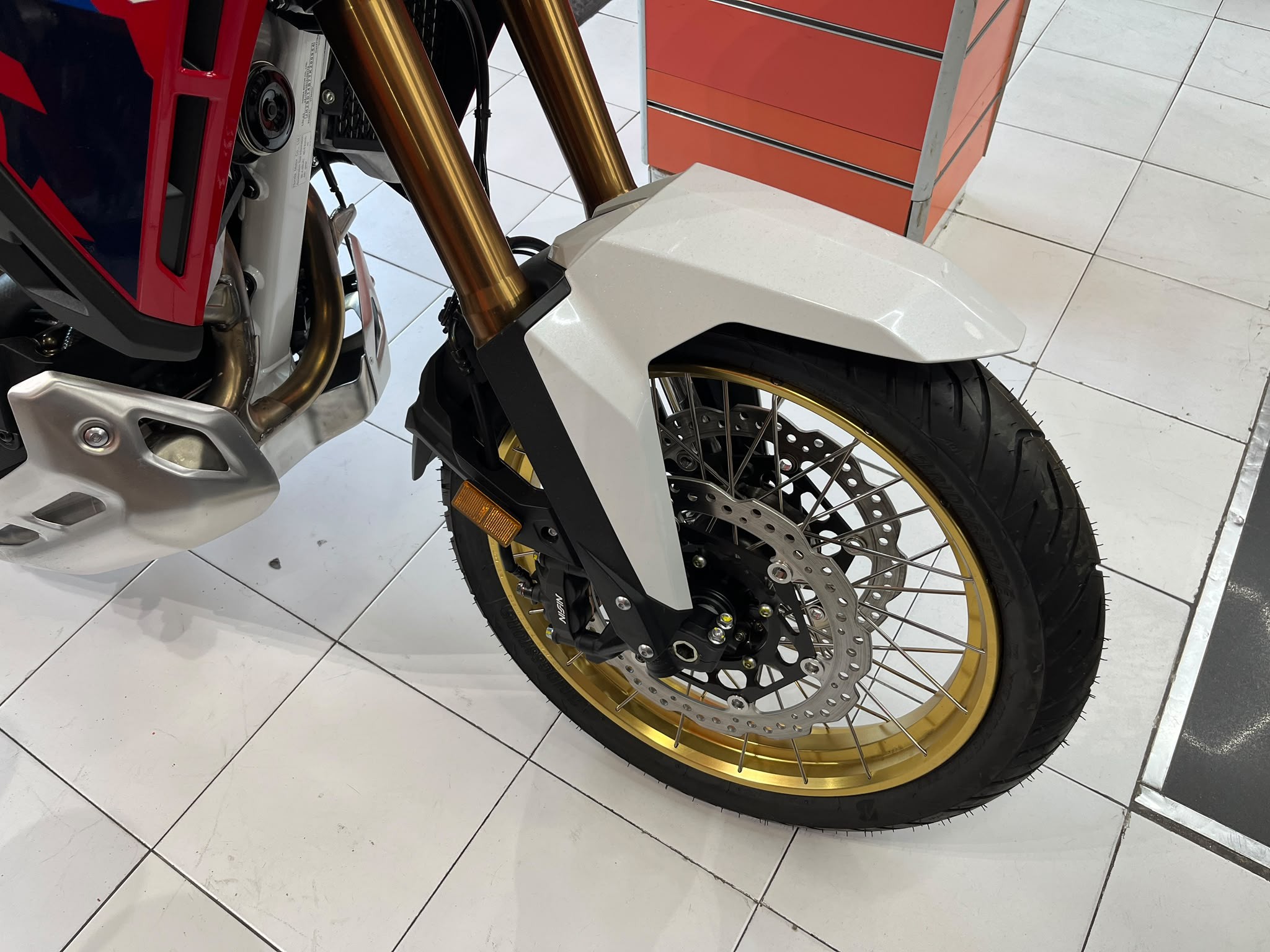 CRF 1100 ADV DCT