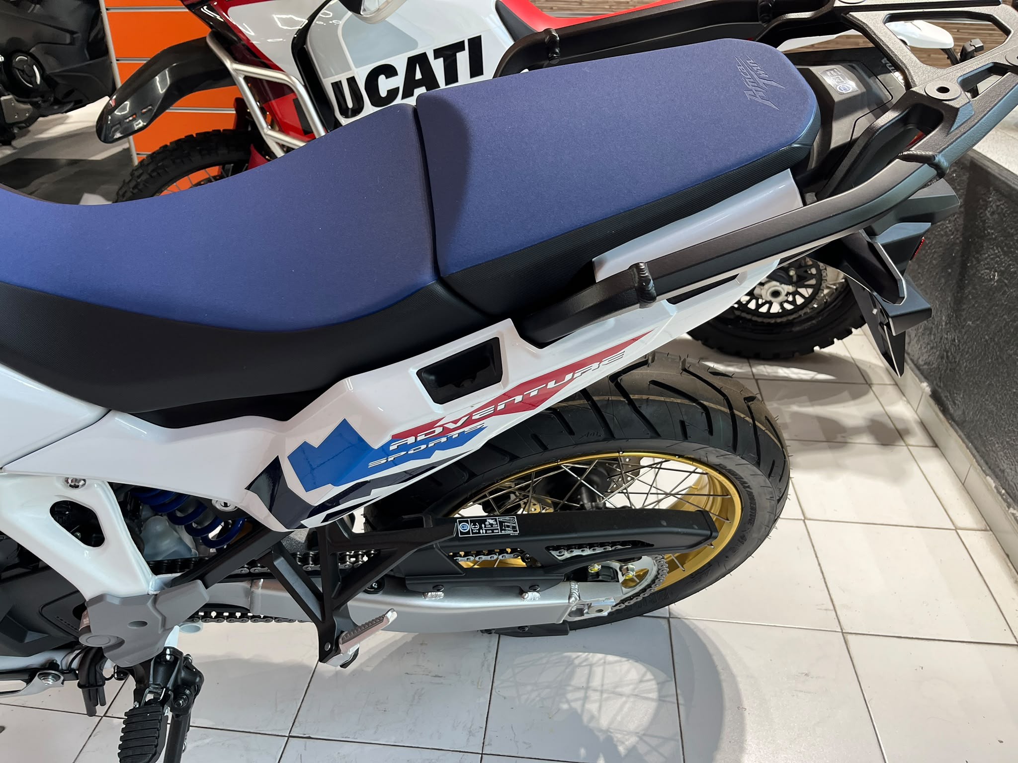 CRF 1100 ADV DCT