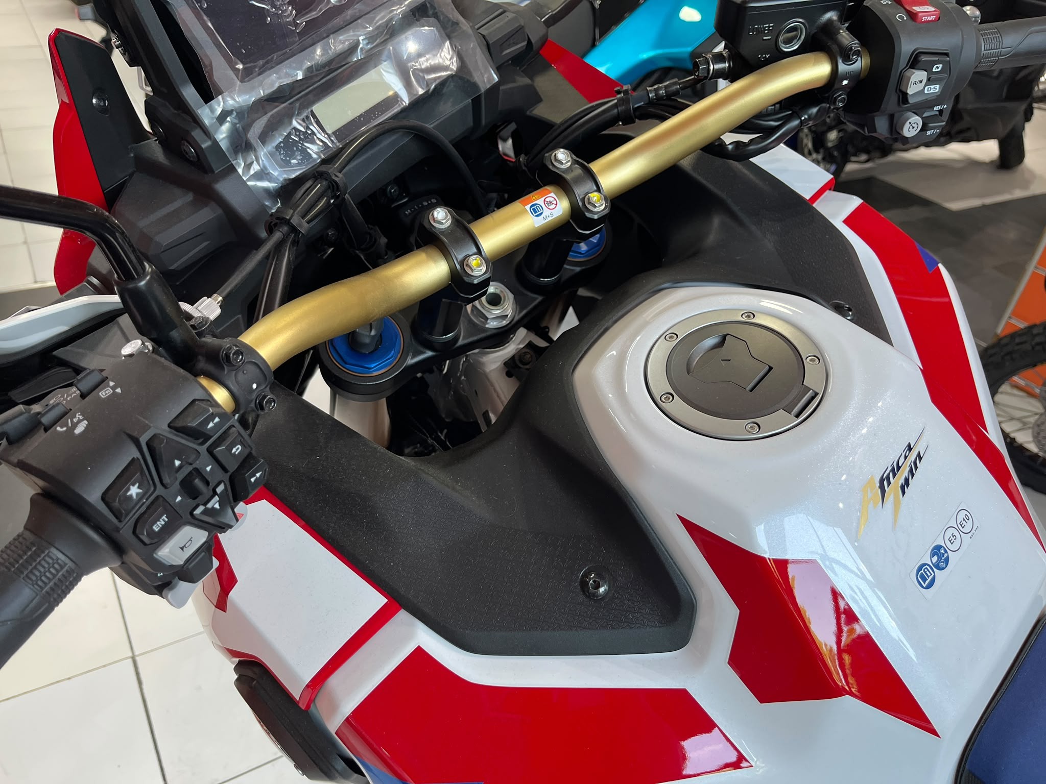 CRF 1100 ADV DCT