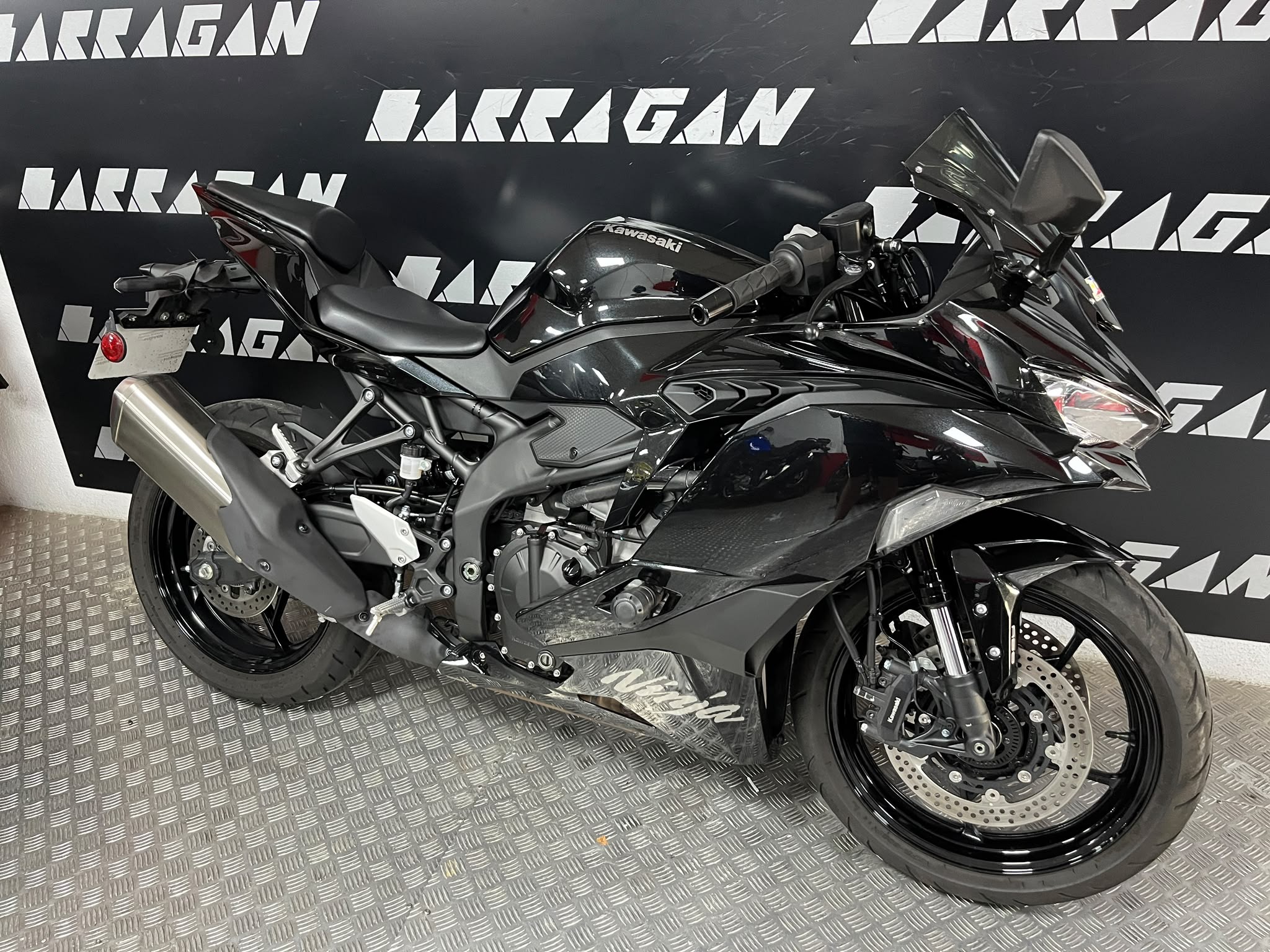ZX4 R