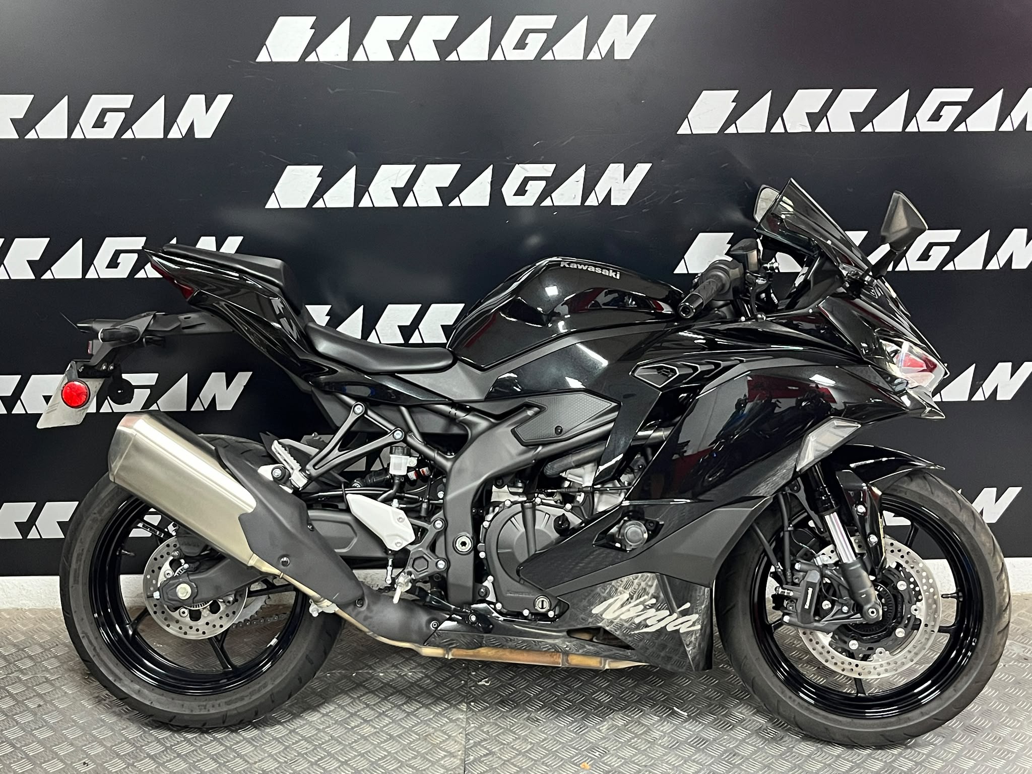 ZX4 R