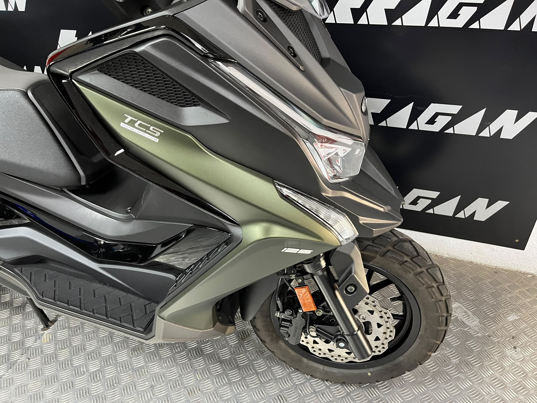 DTX 125