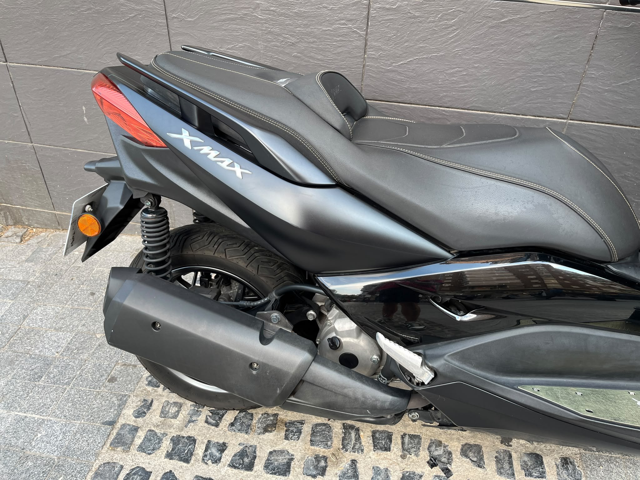 X-MAX 300 IRON MAX