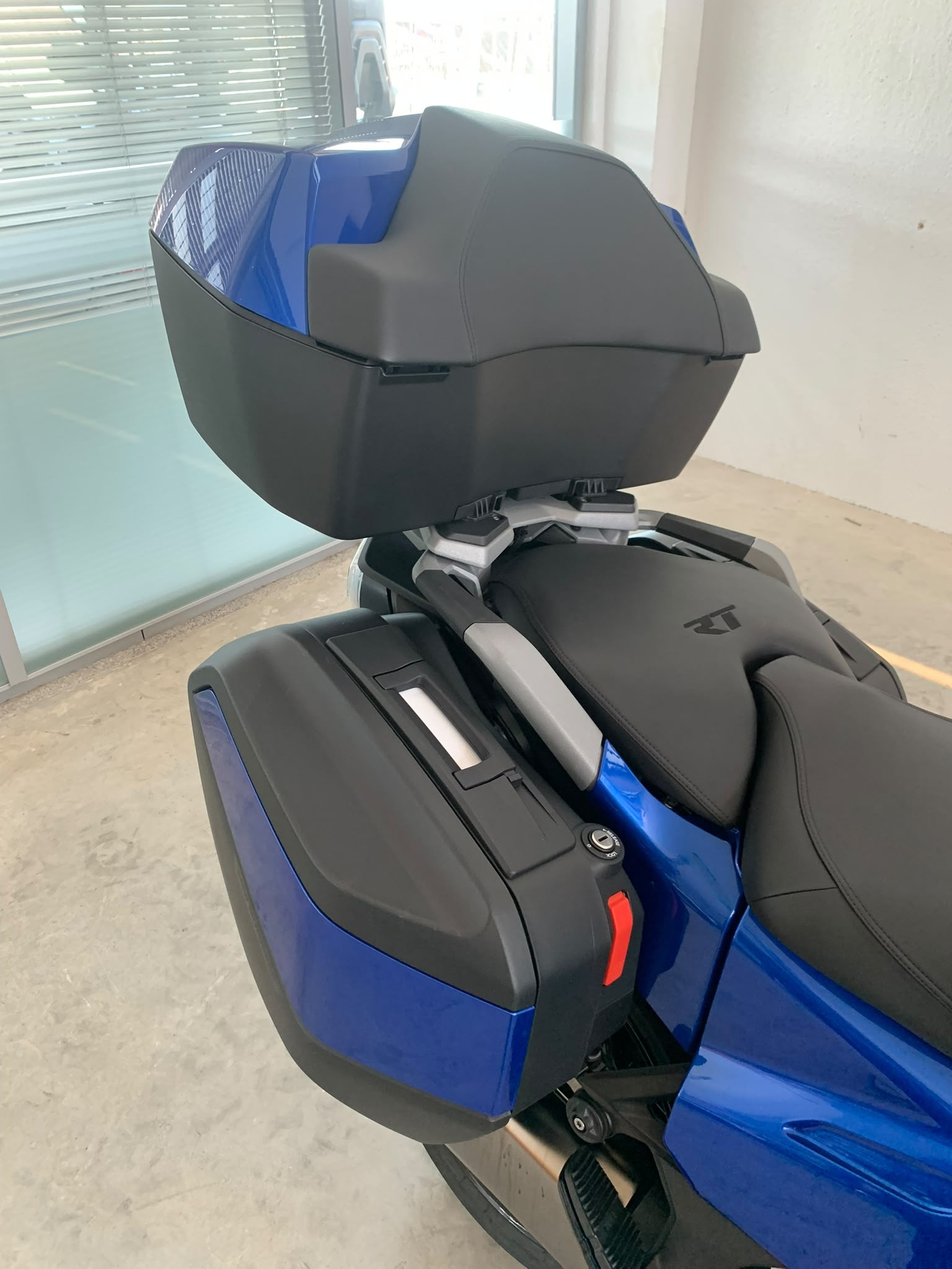 R 1300 RT